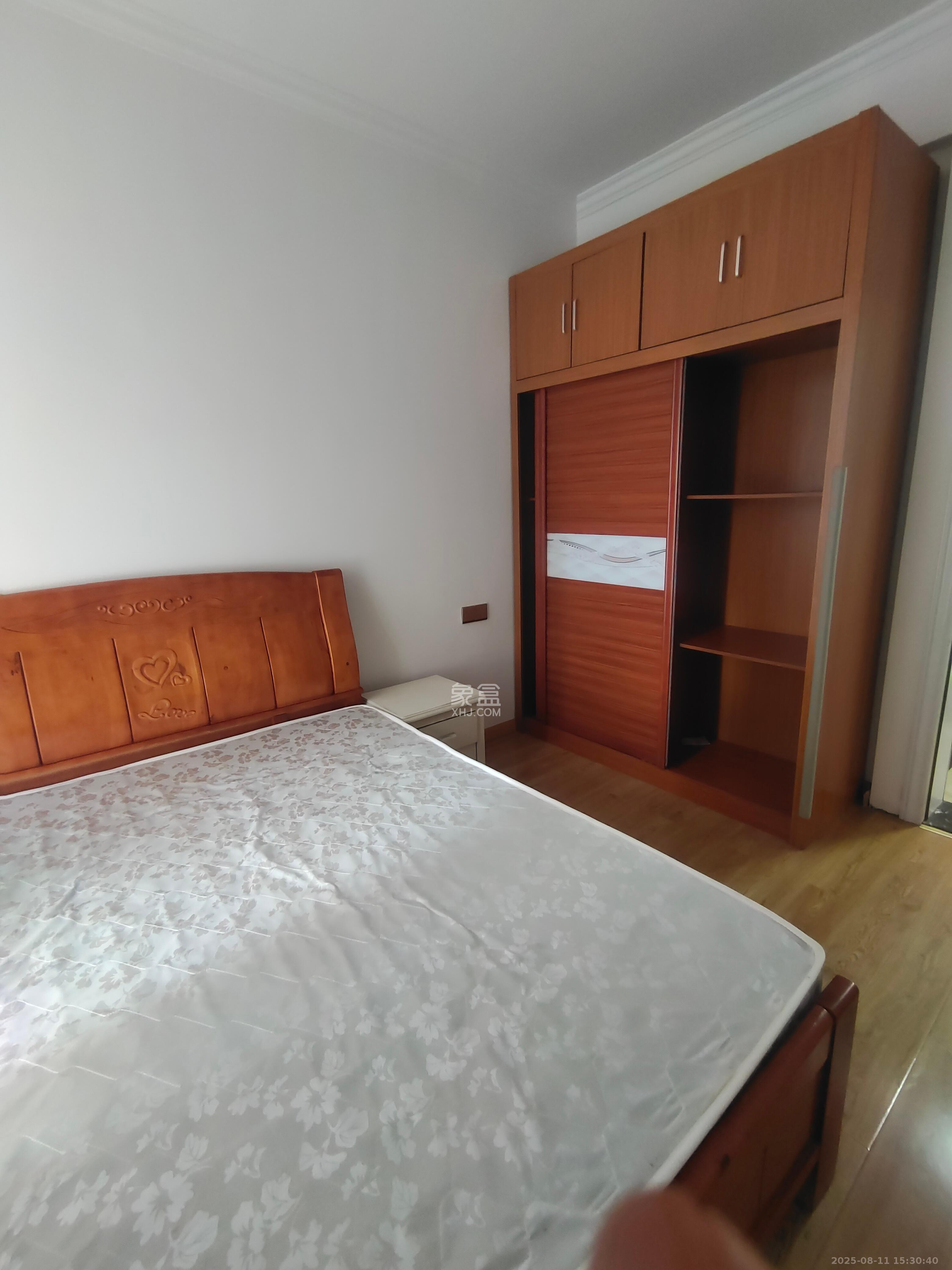 中建信和城  2室1厅1卫   2300.00元/月室内图