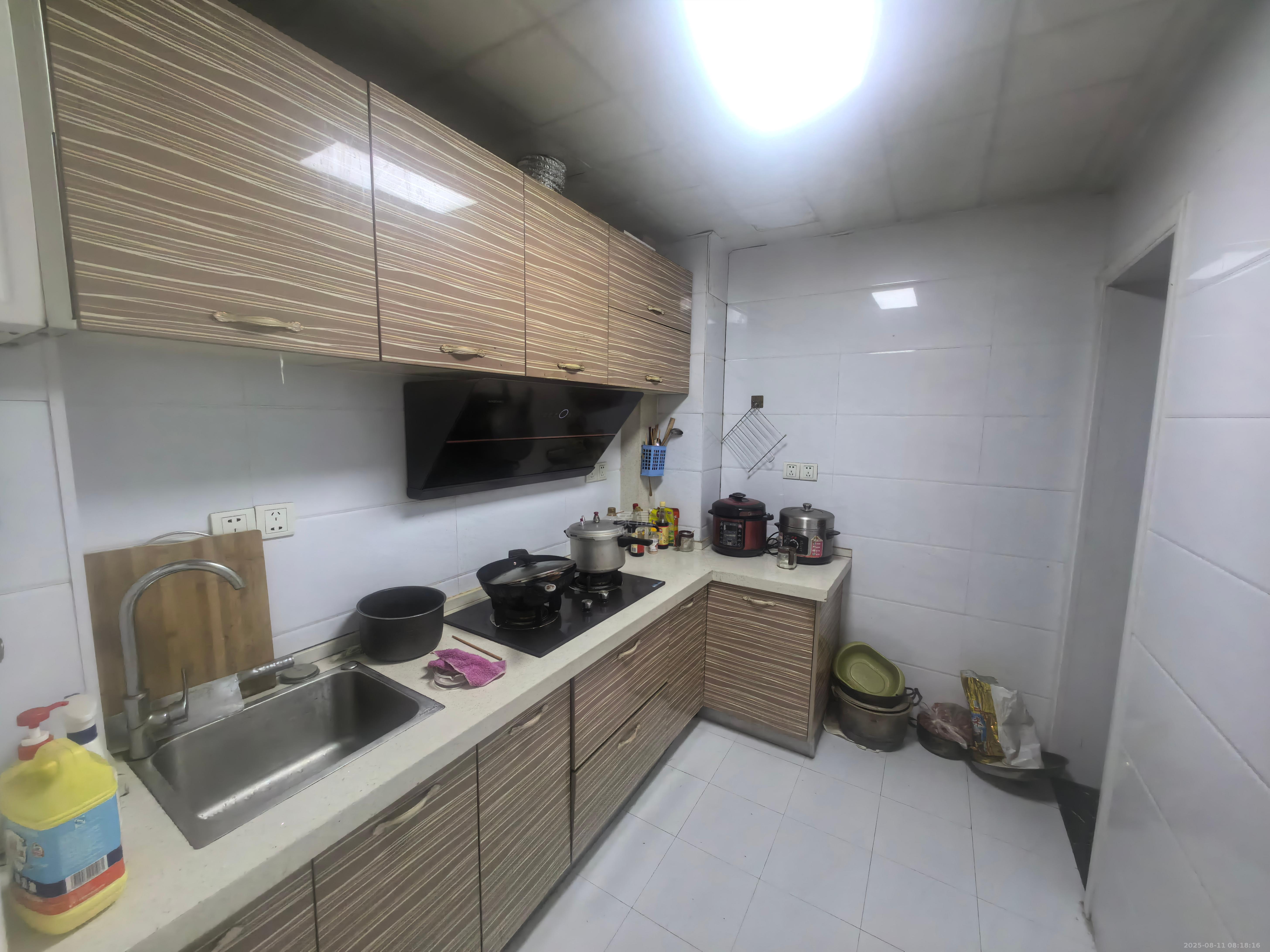 东鼎紫园  2室2厅1卫    2000.0元/月室内图