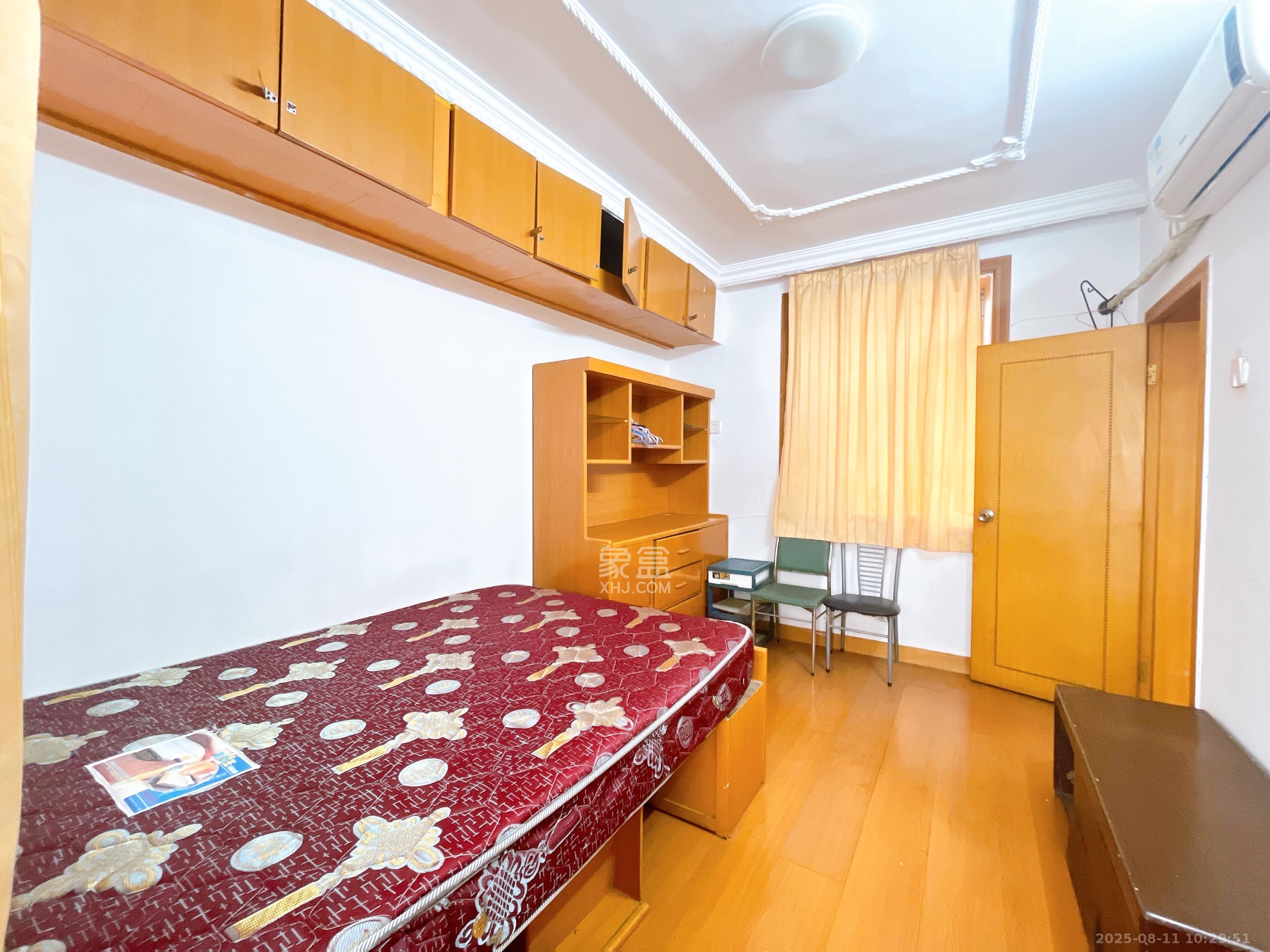 隆华金属宿舍 3室2厅1卫 2800.0元/月 隆华金属宿舍 3室2厅1卫 2800.0元/月室内图