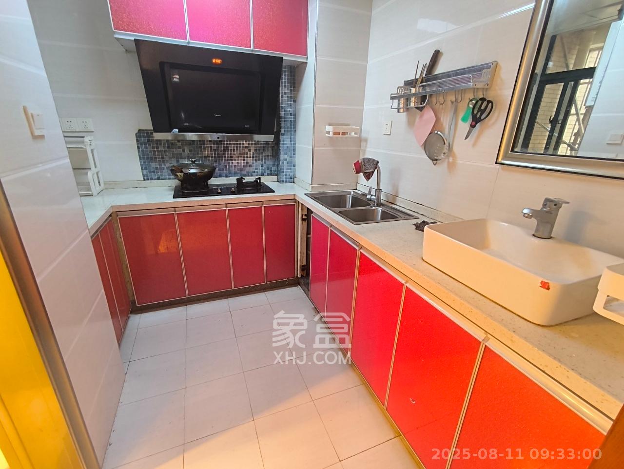 洋湖时代 3室2厅1卫 2000.0元/月 洋湖时代 3室2厅1卫 2000.0元/月室内图