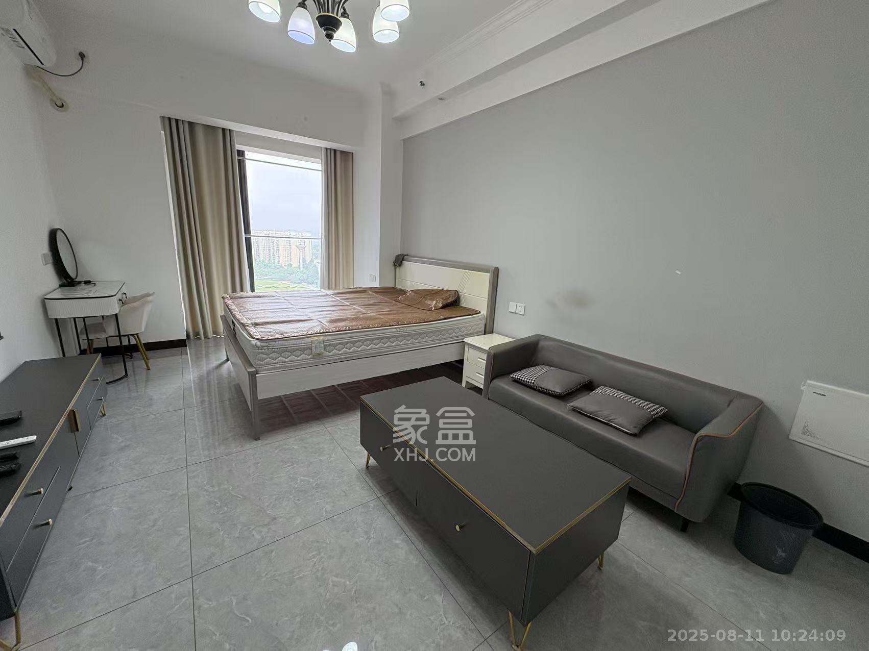 万润时光里 1室1厅1卫 1700.0元/月 万润时光里 1室1厅1卫 1700.0元/月室内图