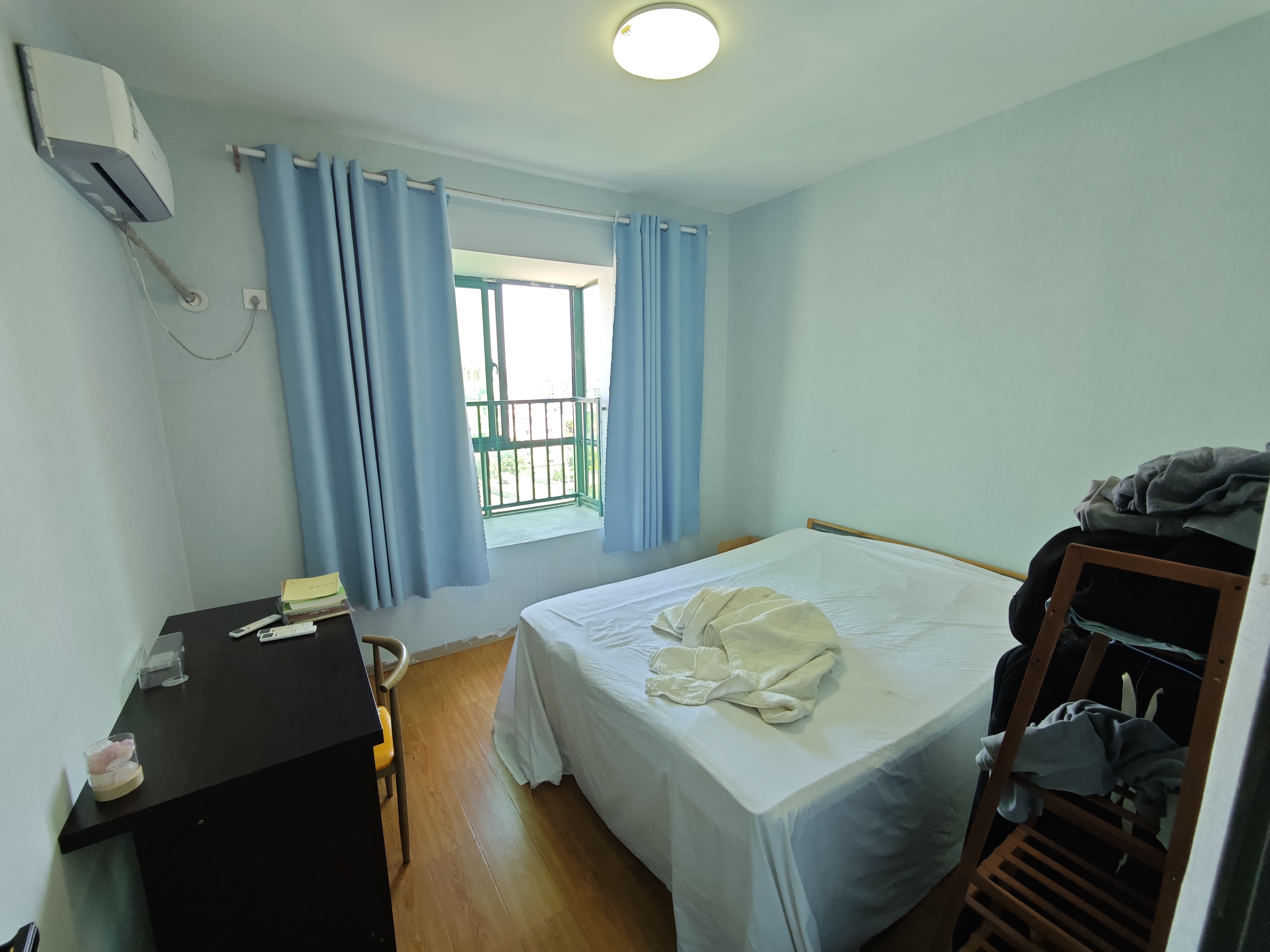 景观花园  3室2厅1卫   2000.00元/月室内图