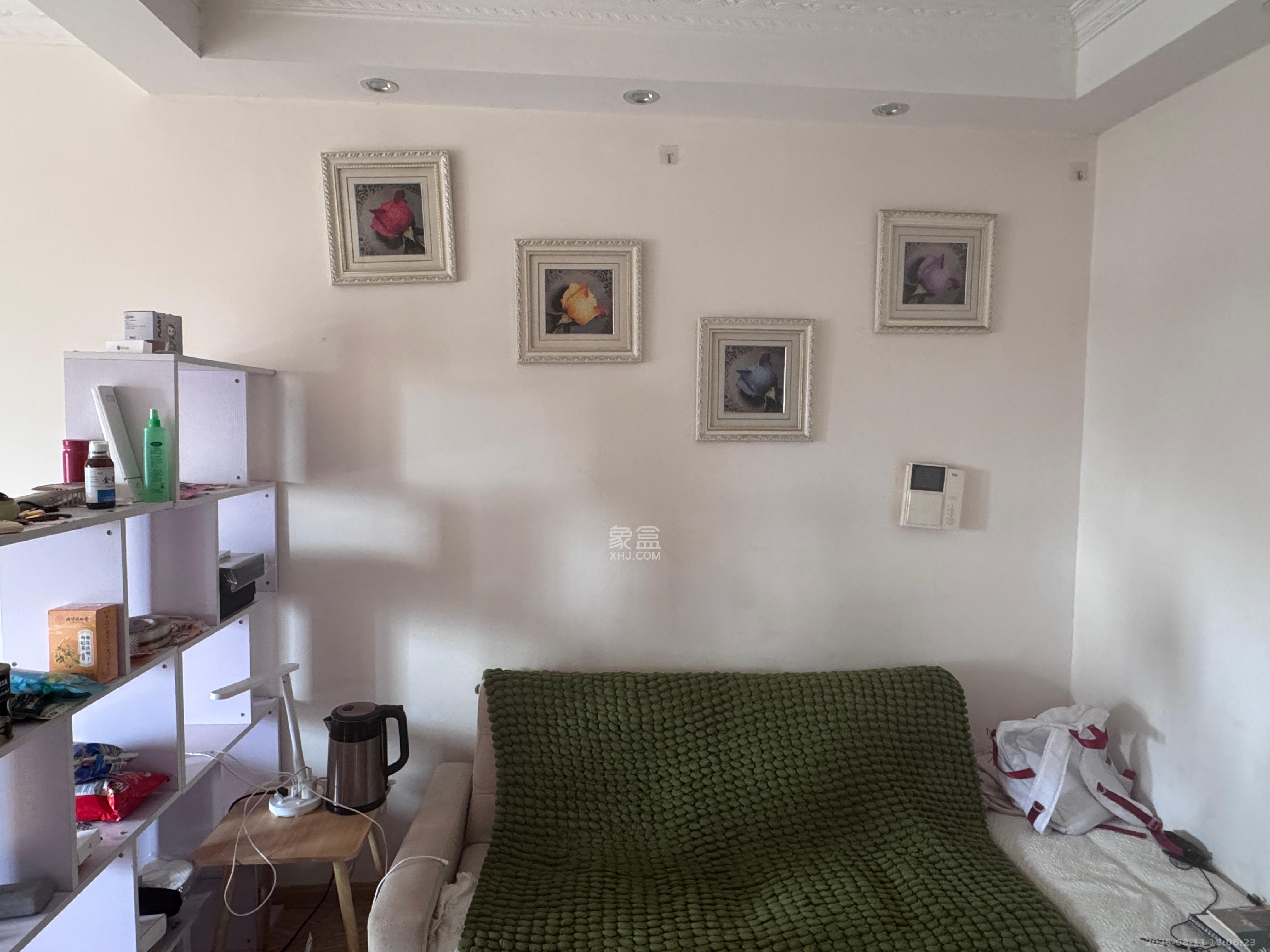 上峰苑(兰亭玥岛)  1室0厅1卫    1500.0元/月 上峰苑(兰亭玥岛)  1室0厅1卫    1500.0元/月室内图