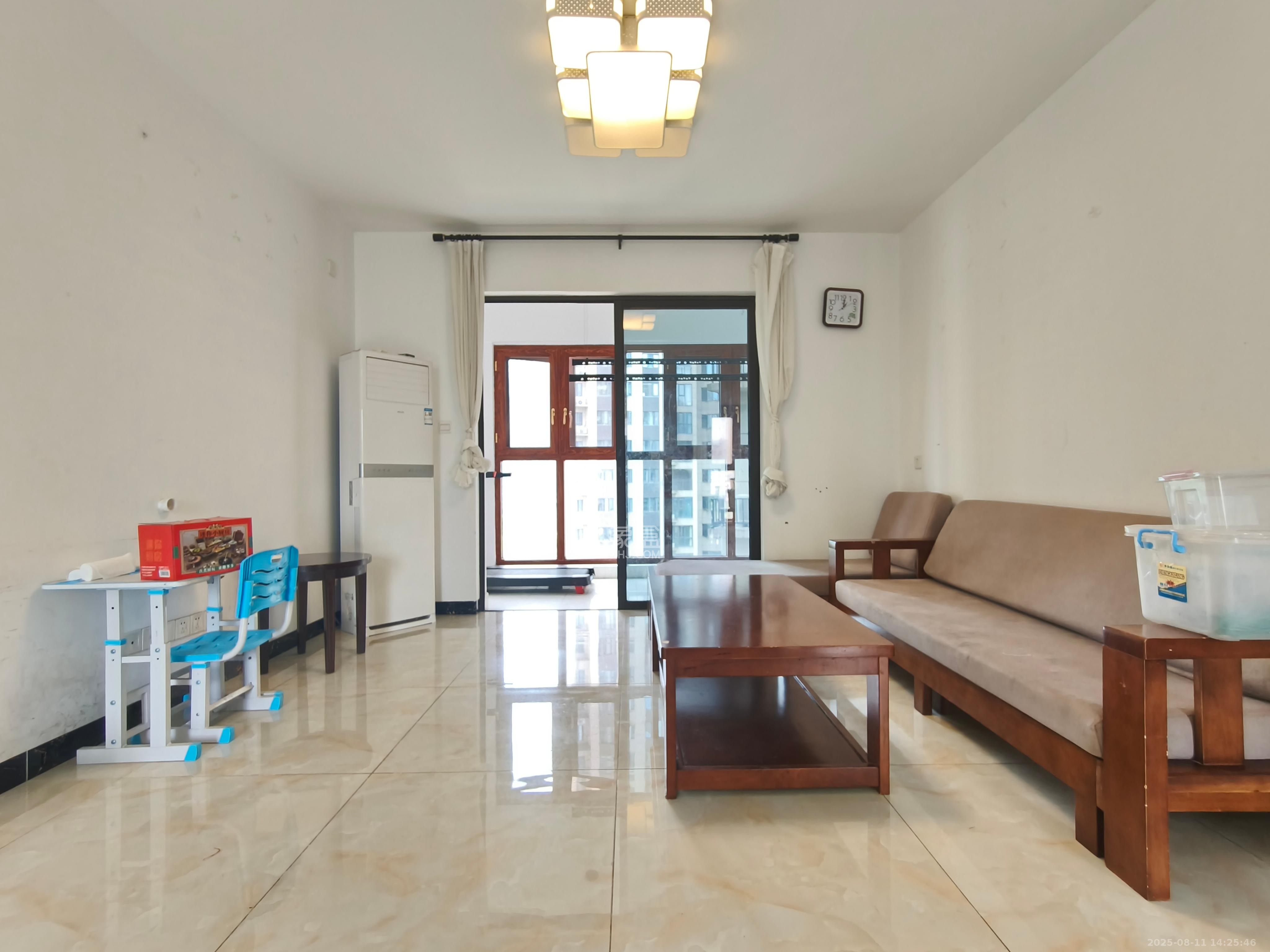 中国铁建梅溪青秀二期 4室2厅2卫 3500.0元/月 中国铁建梅溪青秀二期 4室2厅2卫 3500.0元/月室内图