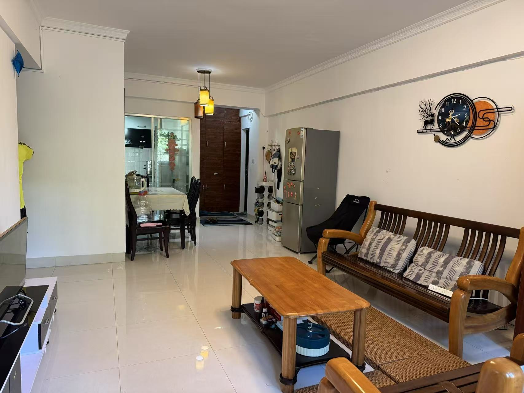 万恒城市花园 2室2厅1卫 2100.0元/月 万恒城市花园 2室2厅1卫 2100.0元/月室内图