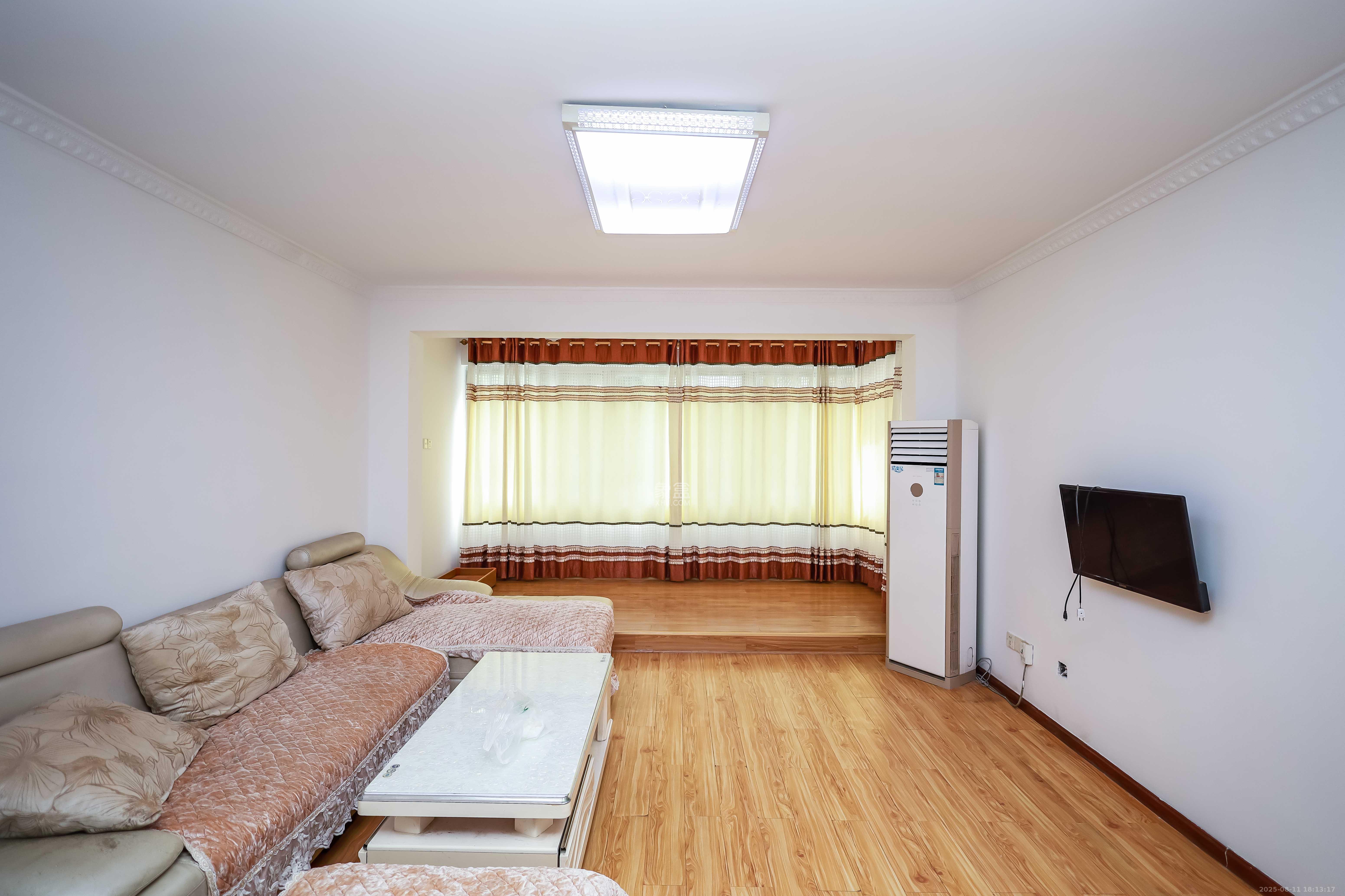 咸嘉新村嘉兴苑  3室2厅2卫    88.0万