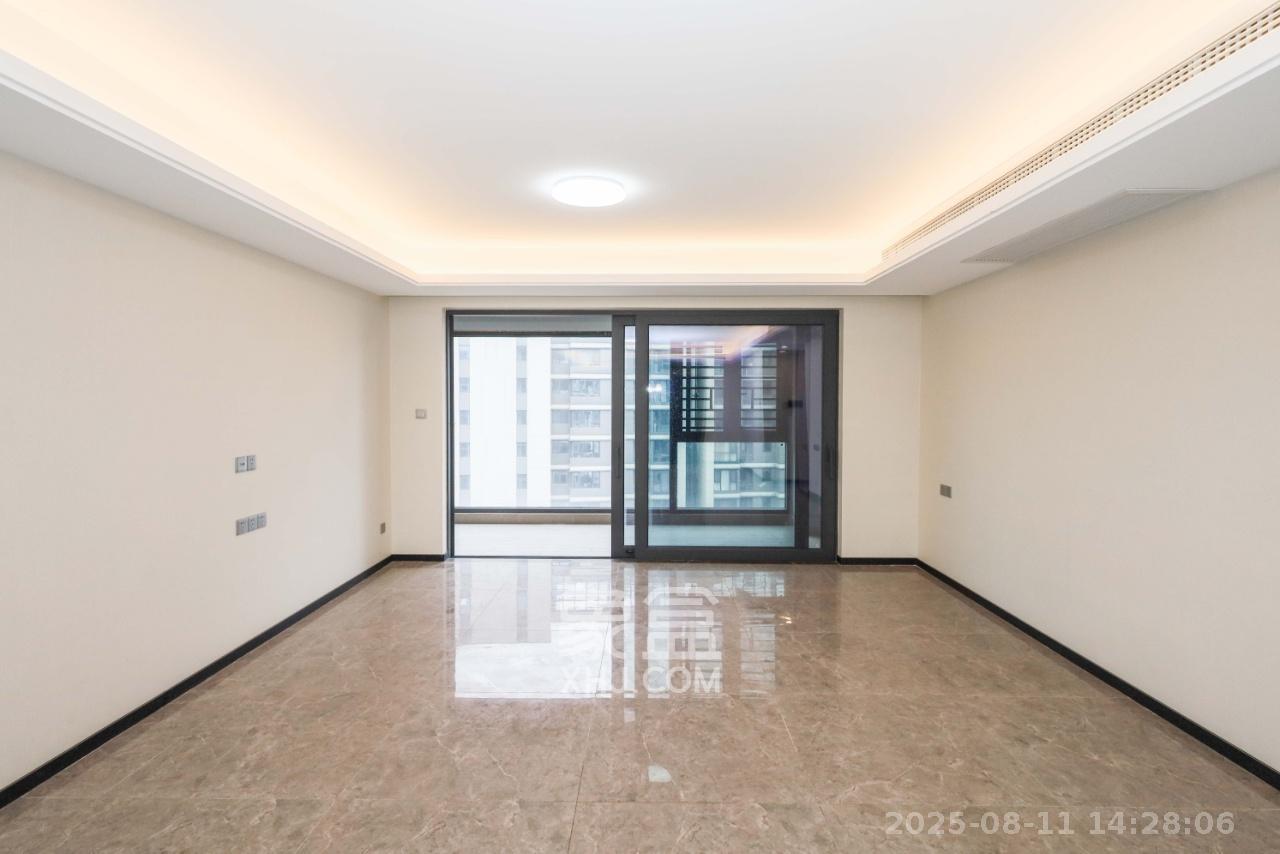 中海阅溪府  4室2厅2卫    5500.0元/月室内图