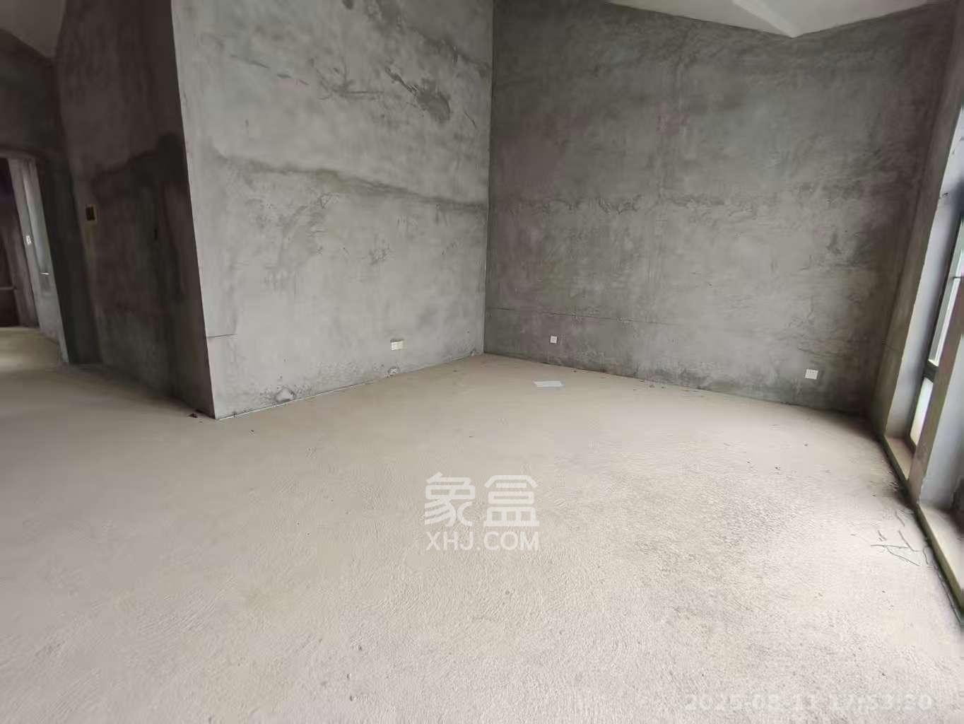 中粮北纬28°别墅  8室4厅4卫   8000.00元/月室内图
