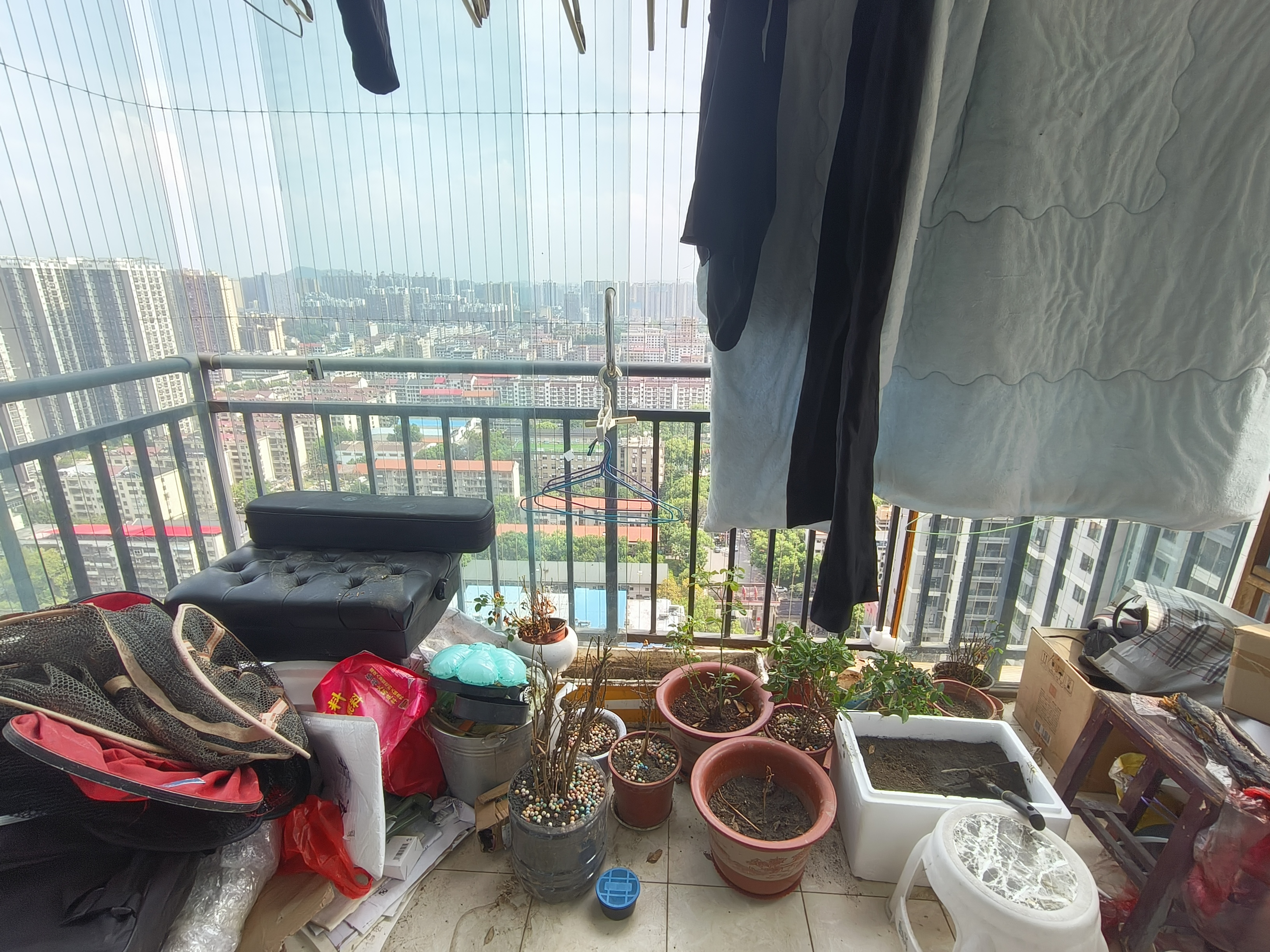 一品恒城 3室2厅2卫 70.8万 一品恒城 3室2厅2卫 70.8万客厅