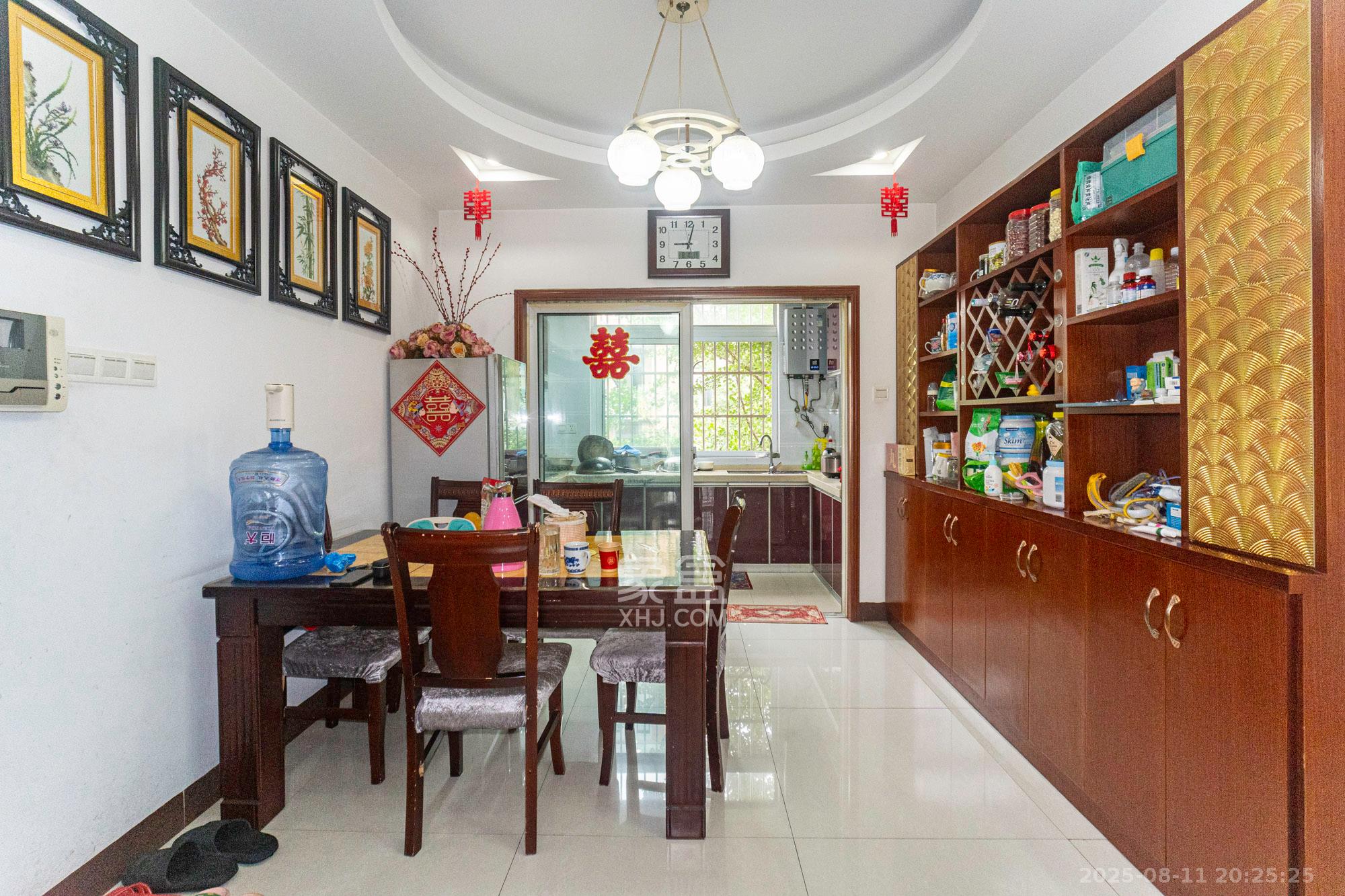 山水湾 3室2厅2卫 75.8万 山水湾 3室2厅2卫 75.8万客厅