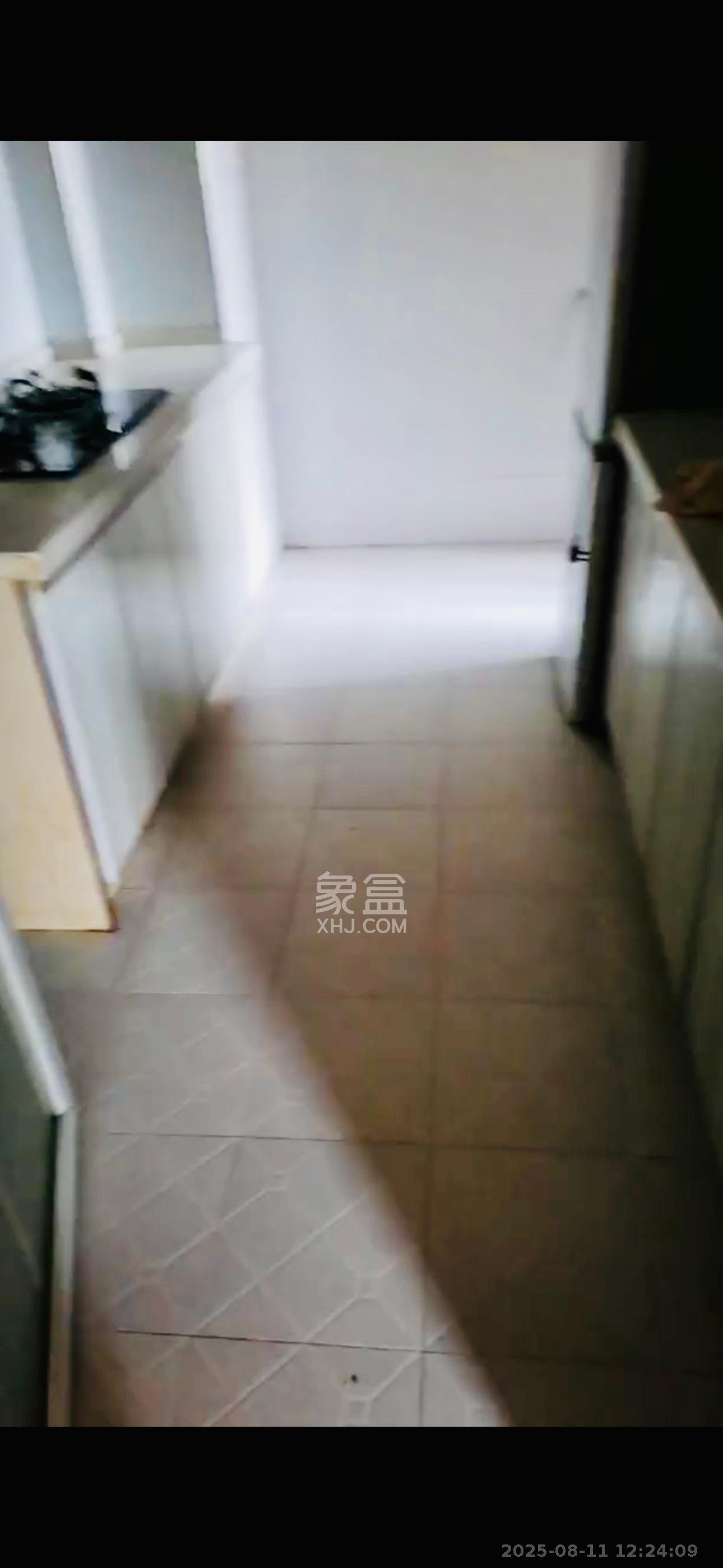 梅溪鑫苑名家  3室2厅1卫    1800.0元/月室内图