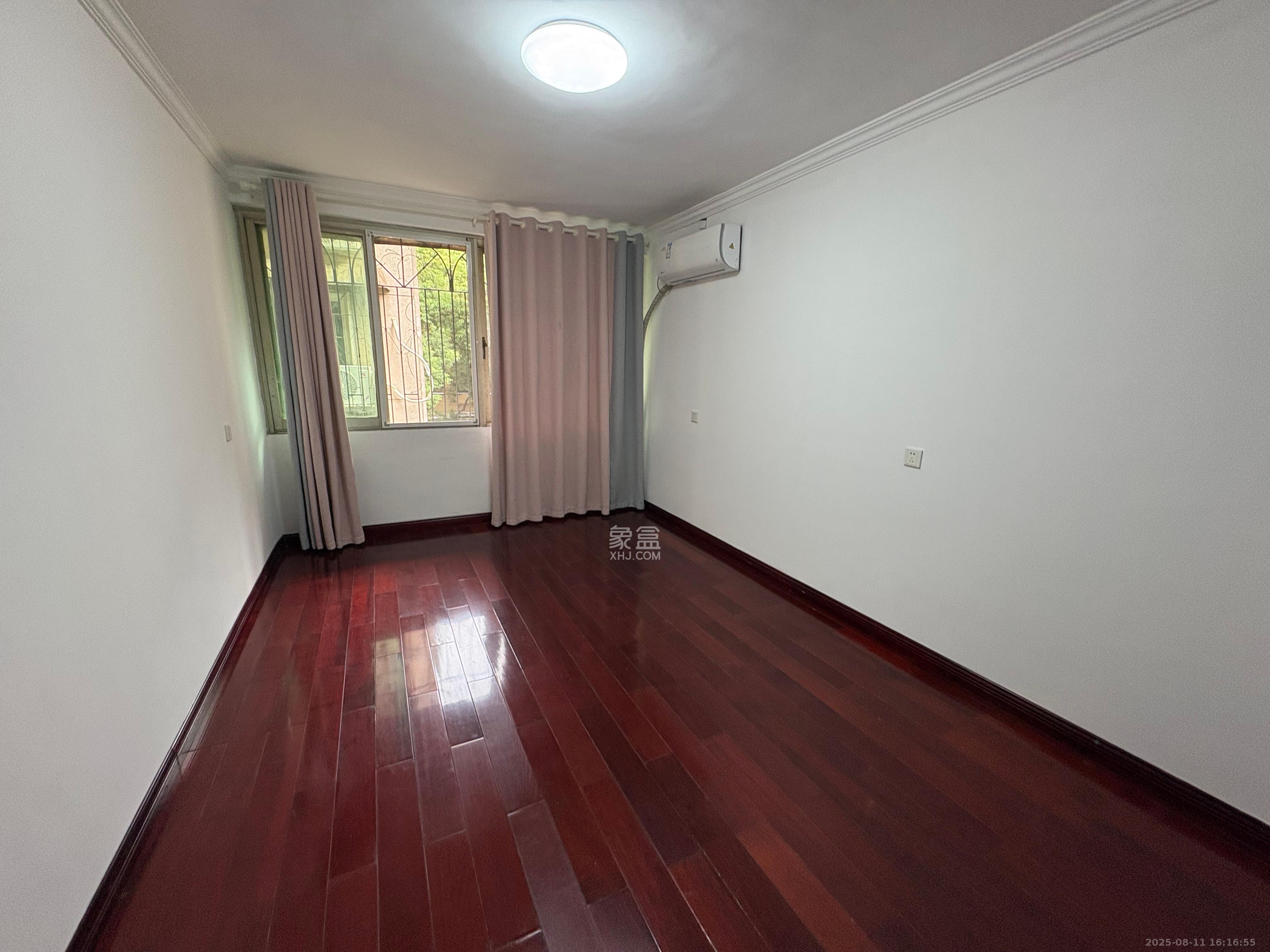 城南花苑 3室1厅1卫 2000.0元/月 城南花苑 3室1厅1卫 2000.0元/月室内图