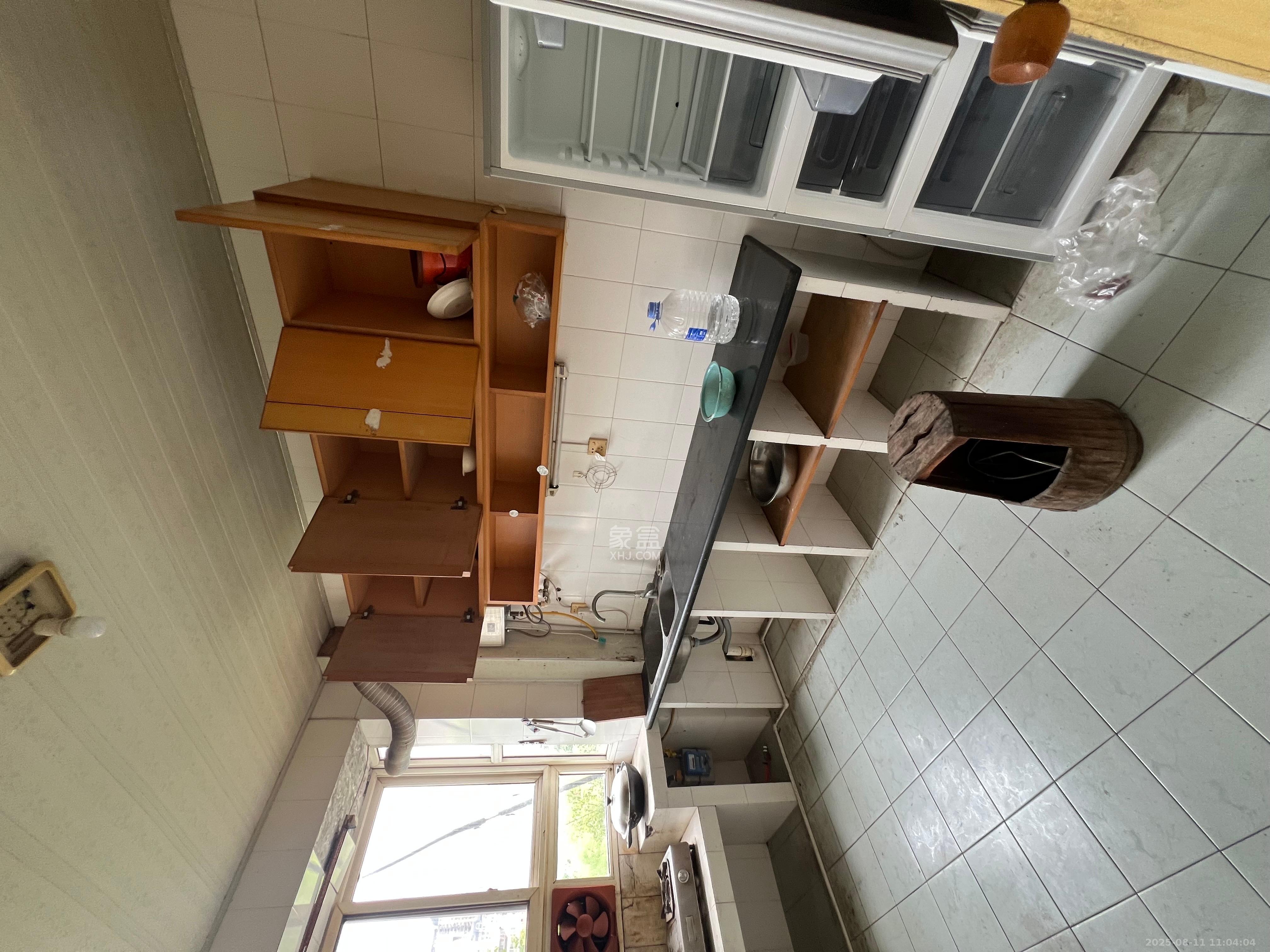 航天大院 3室2厅2卫 1850.0元/月 航天大院 3室2厅2卫 1850.0元/月室内图