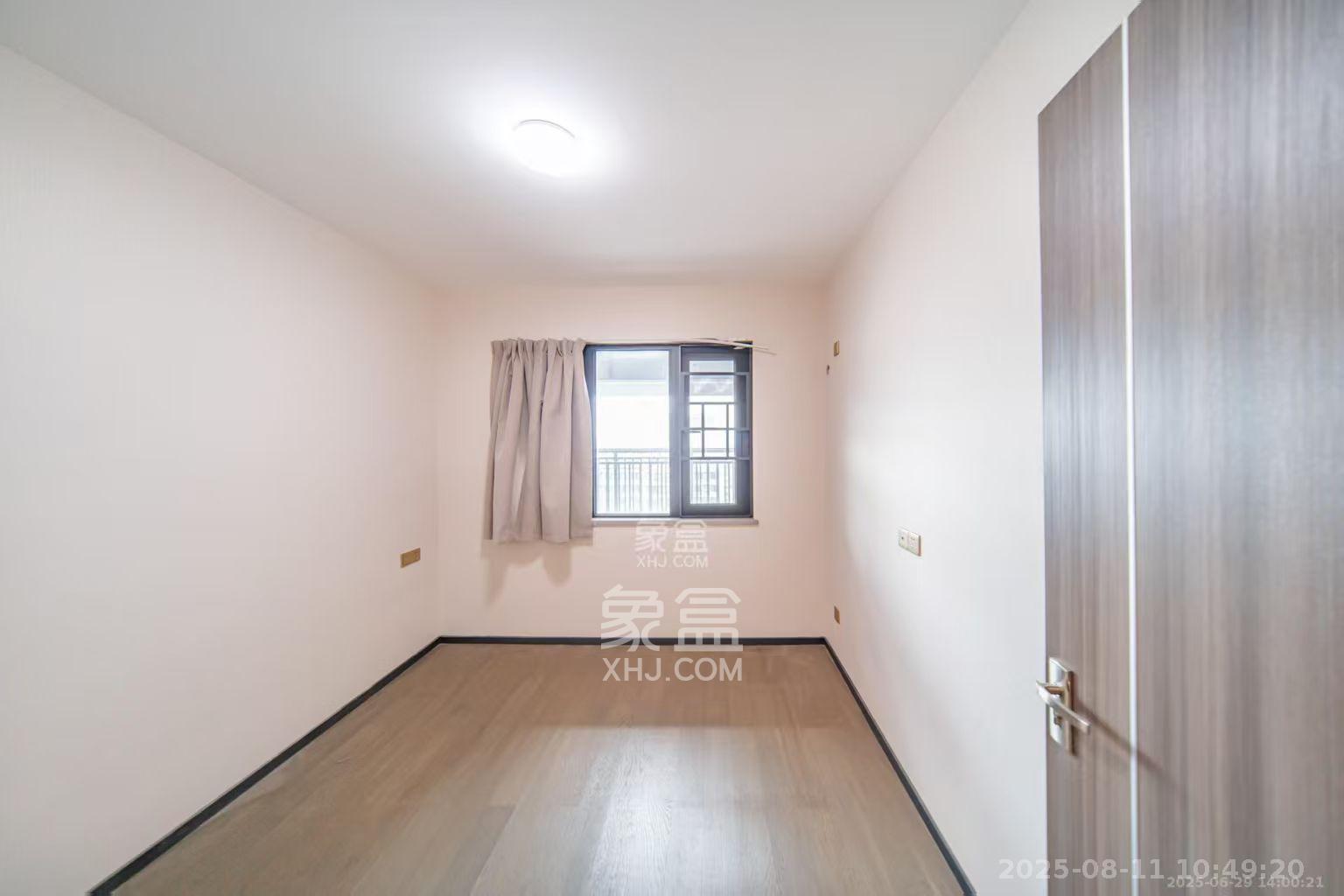 中海阅麓山一期  3室2厅2卫    3000.0元/月 中海阅麓山一期  3室2厅2卫    3000.0元/月室内图