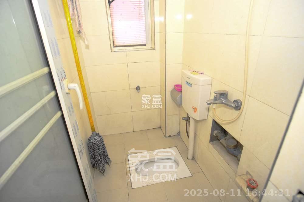 仁和苑  2室1厅1卫    1400.0元/月 仁和苑  2室1厅1卫    1400.0元/月室内图