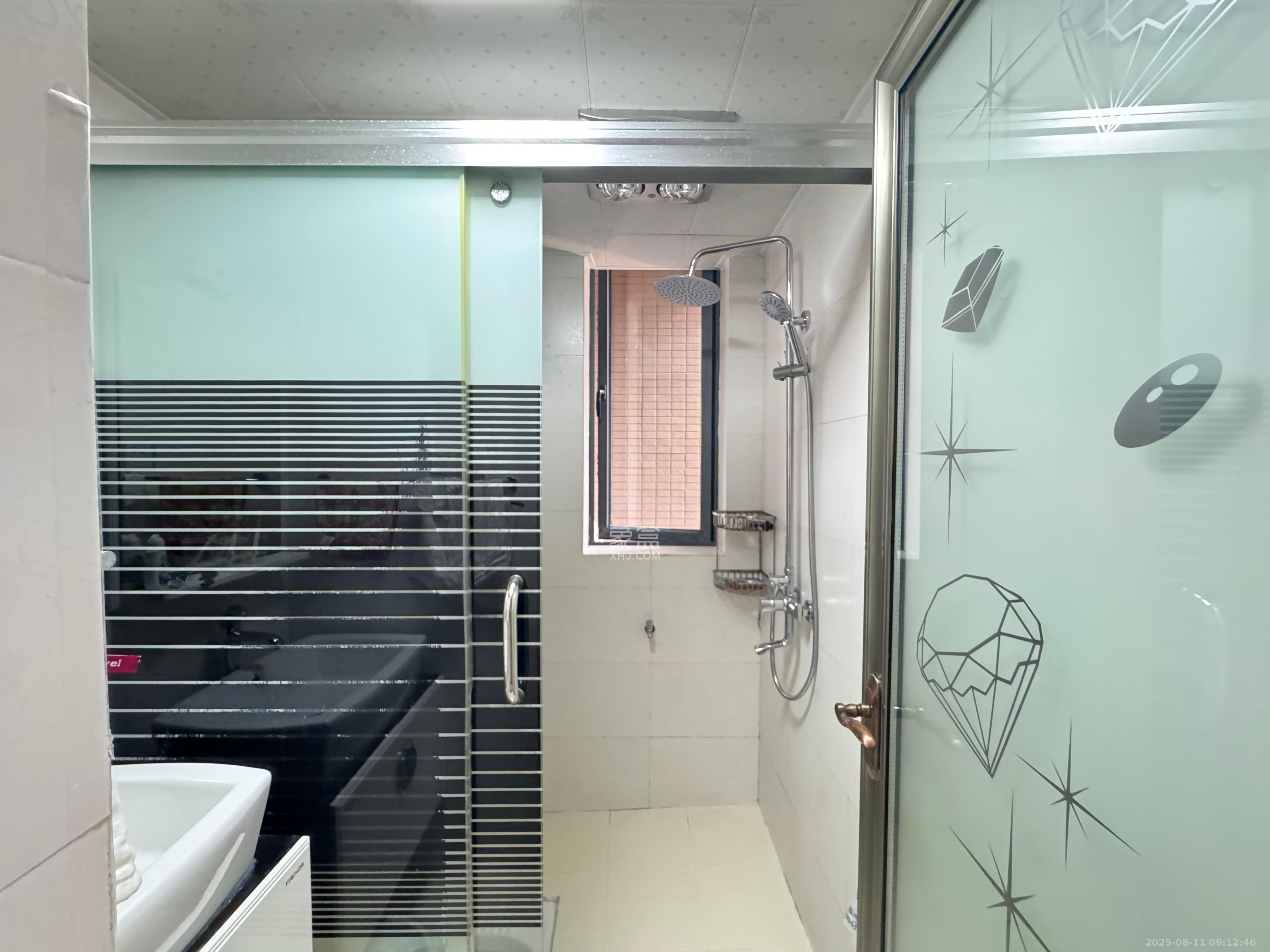 万博汇  2室2厅1卫    3000.0元/月室内图