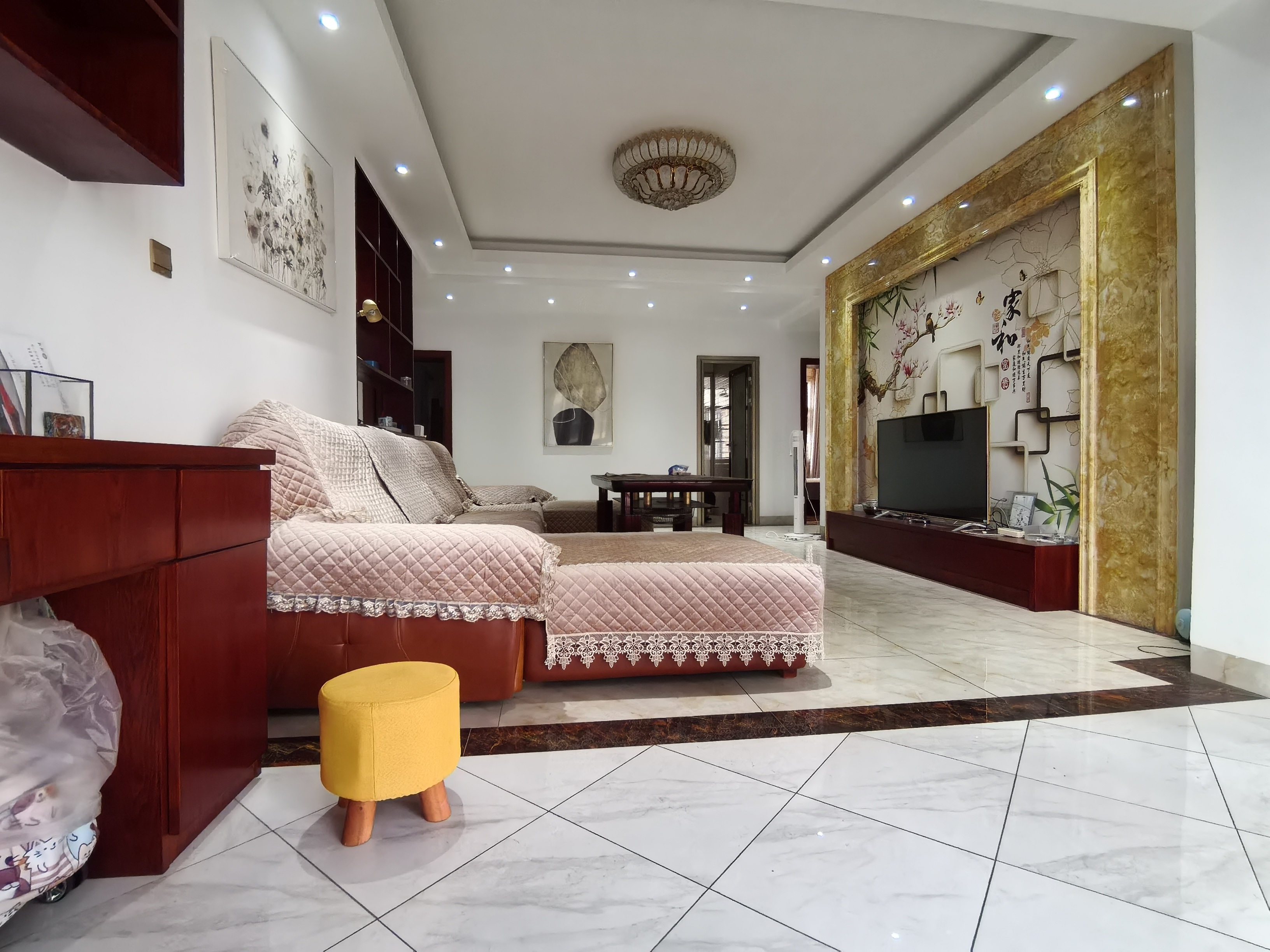 万豪城市花园  3室2厅2卫    2200.0元/月户型图