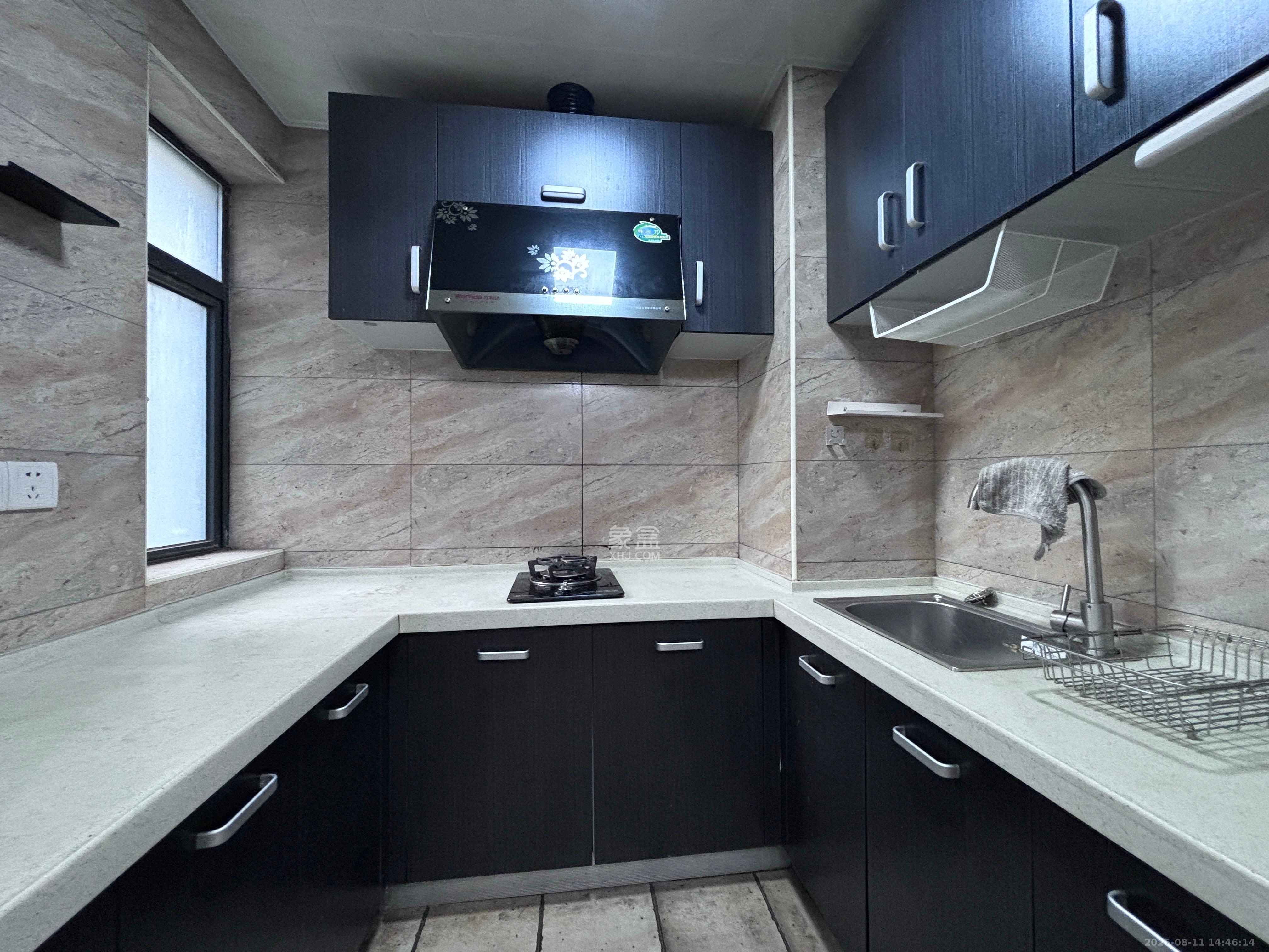 上峰苑(兰亭玥岛) 2室1厅1卫 1800.0元/月 上峰苑(兰亭玥岛) 2室1厅1卫 1800.0元/月室内图