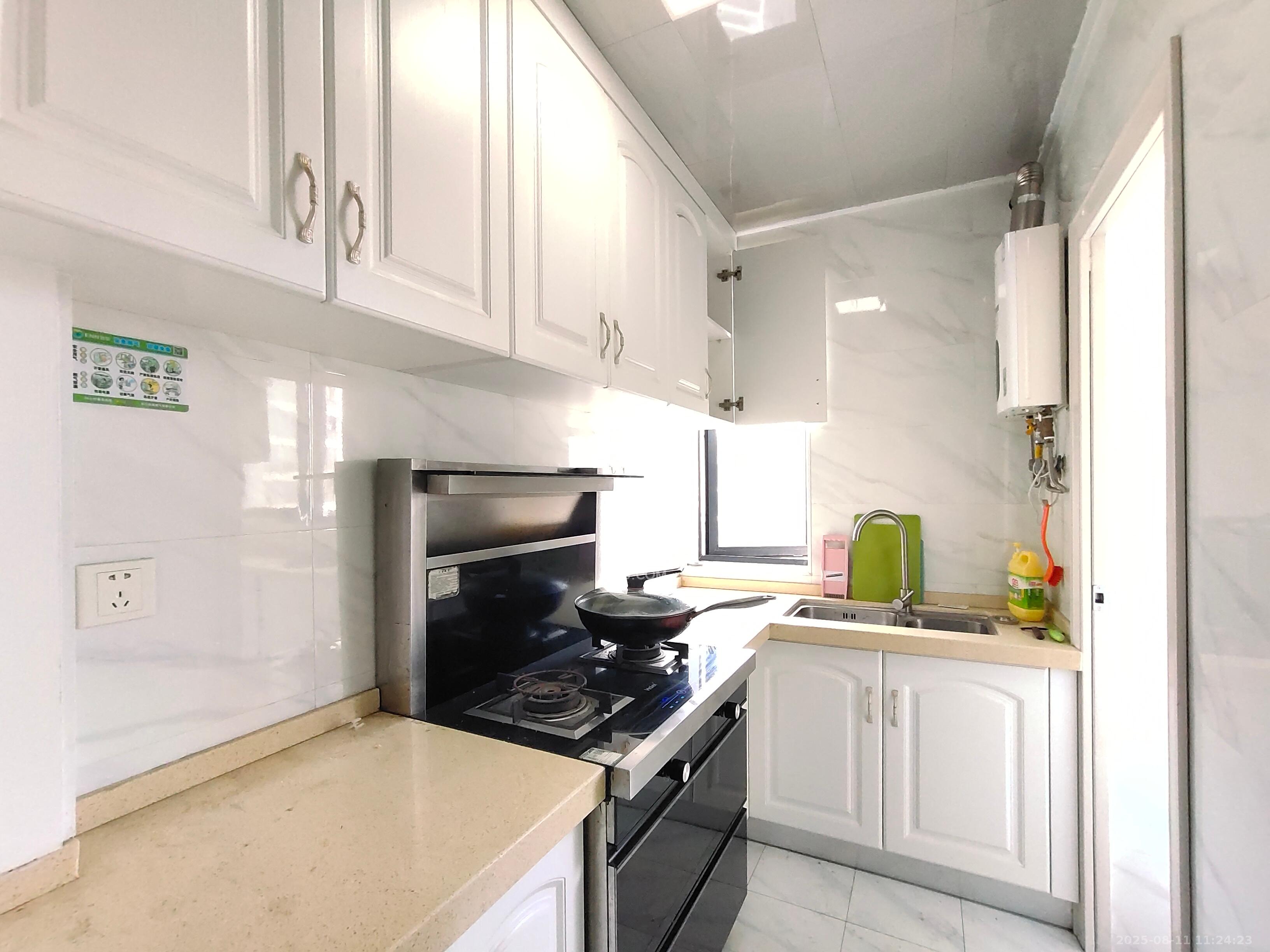 融科东南海 2室2厅1卫 2900.0元/月 融科东南海 2室2厅1卫 2900.0元/月室内图