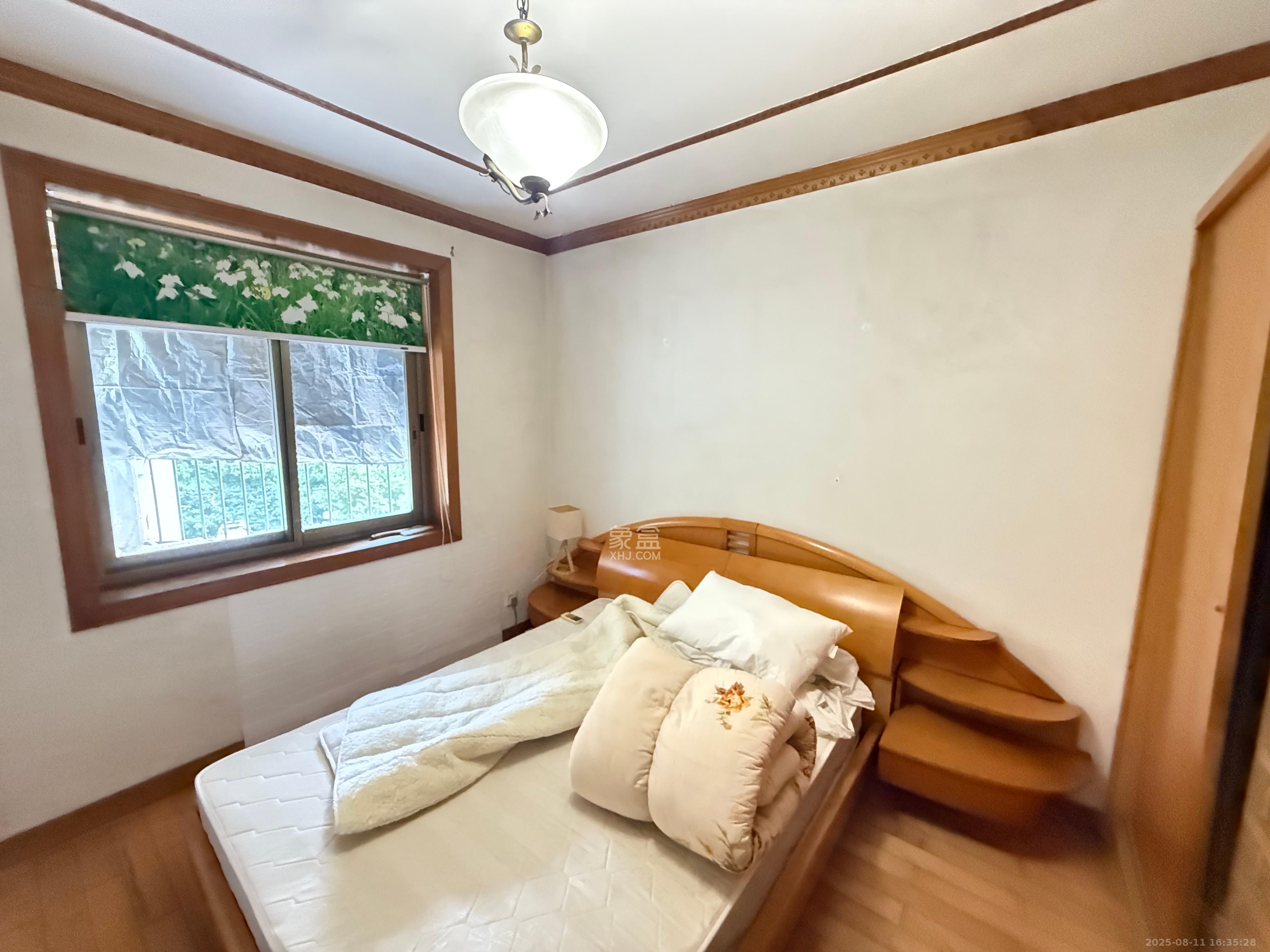 金沙园小区  2室2厅1卫    1600.0元/月室内图