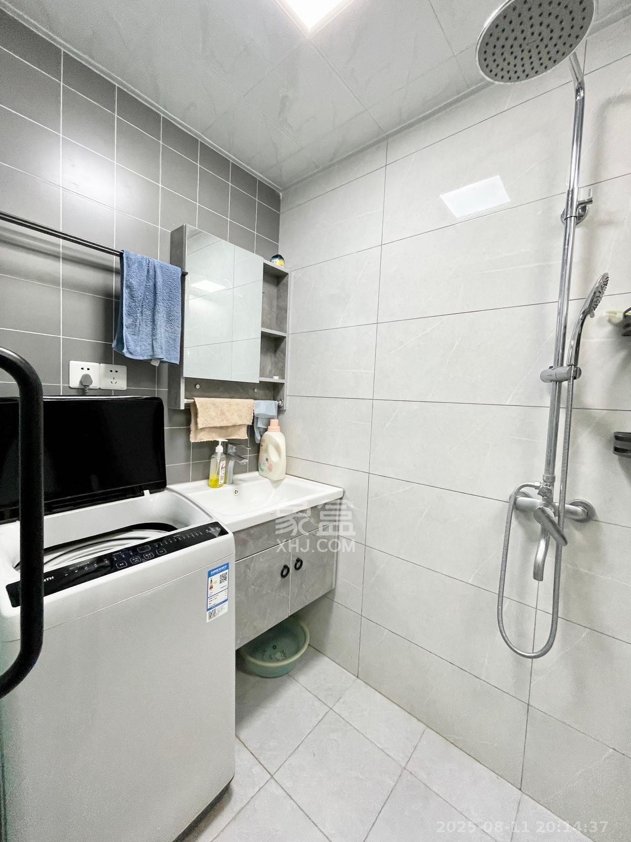 保利麓谷林语I区  1室0厅0卫    1600.0元/月室内图