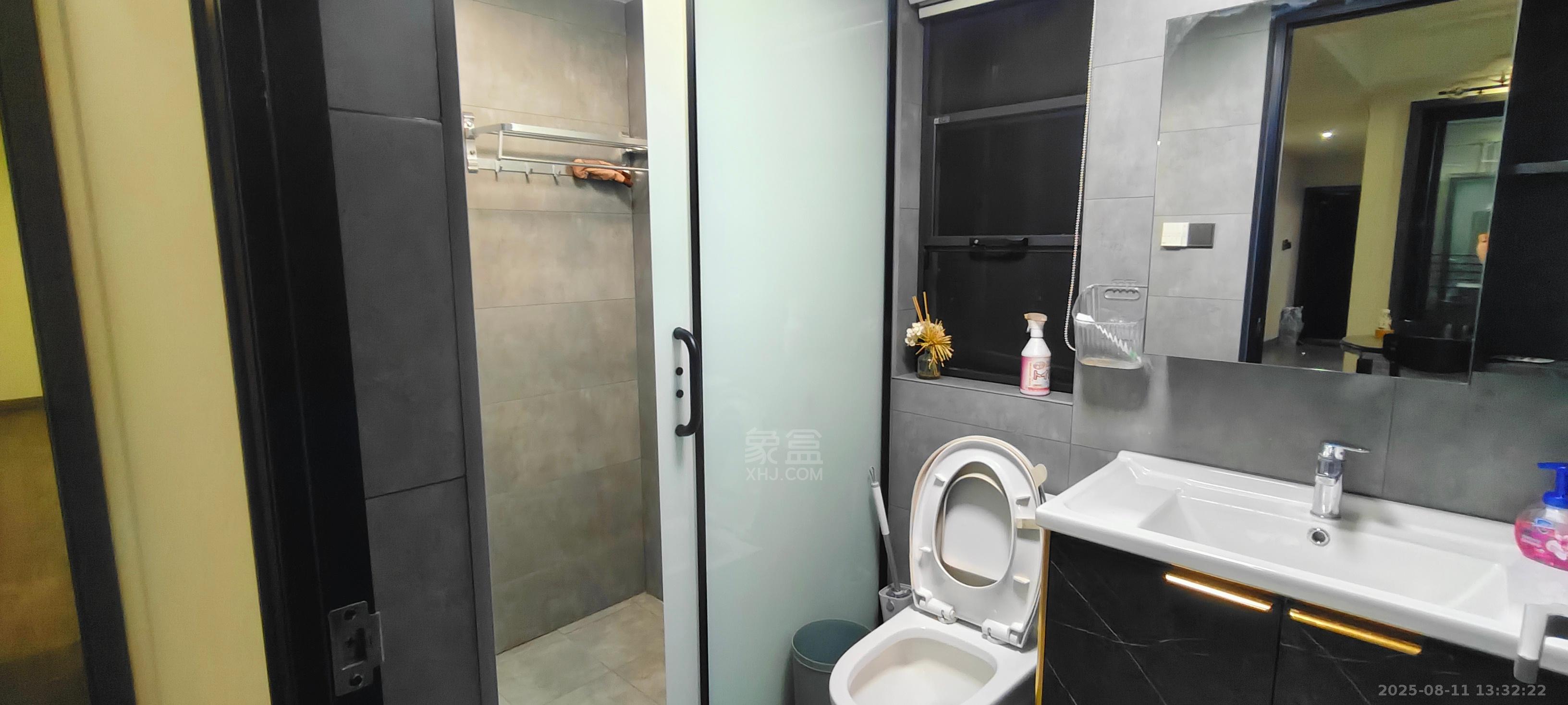 中欧昆仑首府 3室2厅1卫 2800.0元/月 中欧昆仑首府 3室2厅1卫 2800.0元/月室内图