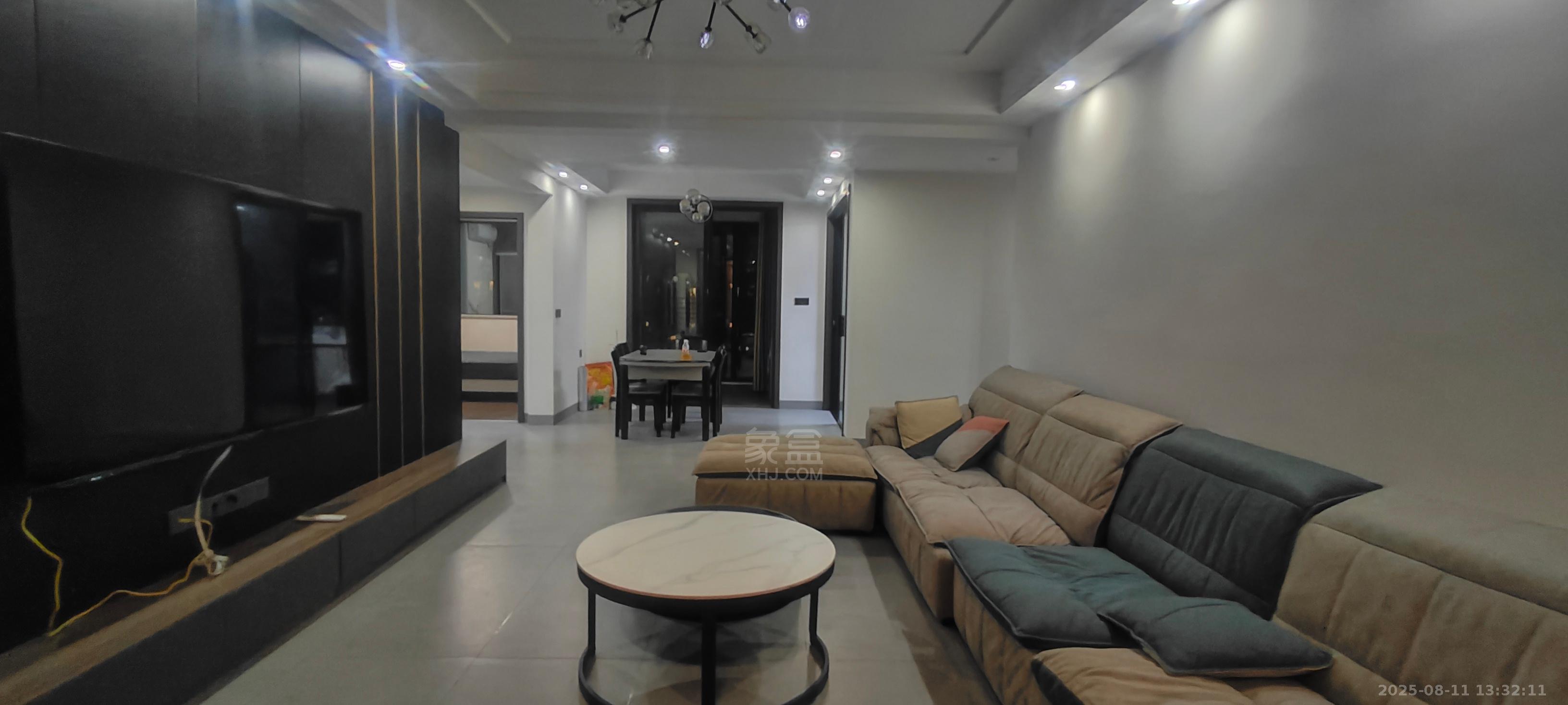 中欧昆仑首府 3室2厅1卫 2800.0元/月 中欧昆仑首府 3室2厅1卫 2800.0元/月室内图