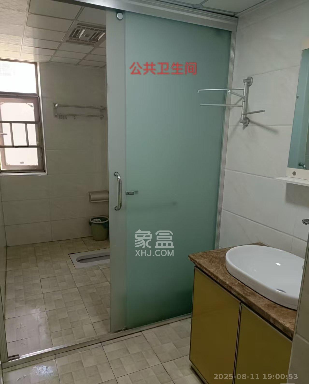 江山帝景哈佛  4室2厅2卫    2200.0元/月 江山帝景哈佛  4室2厅2卫    2200.0元/月室内图