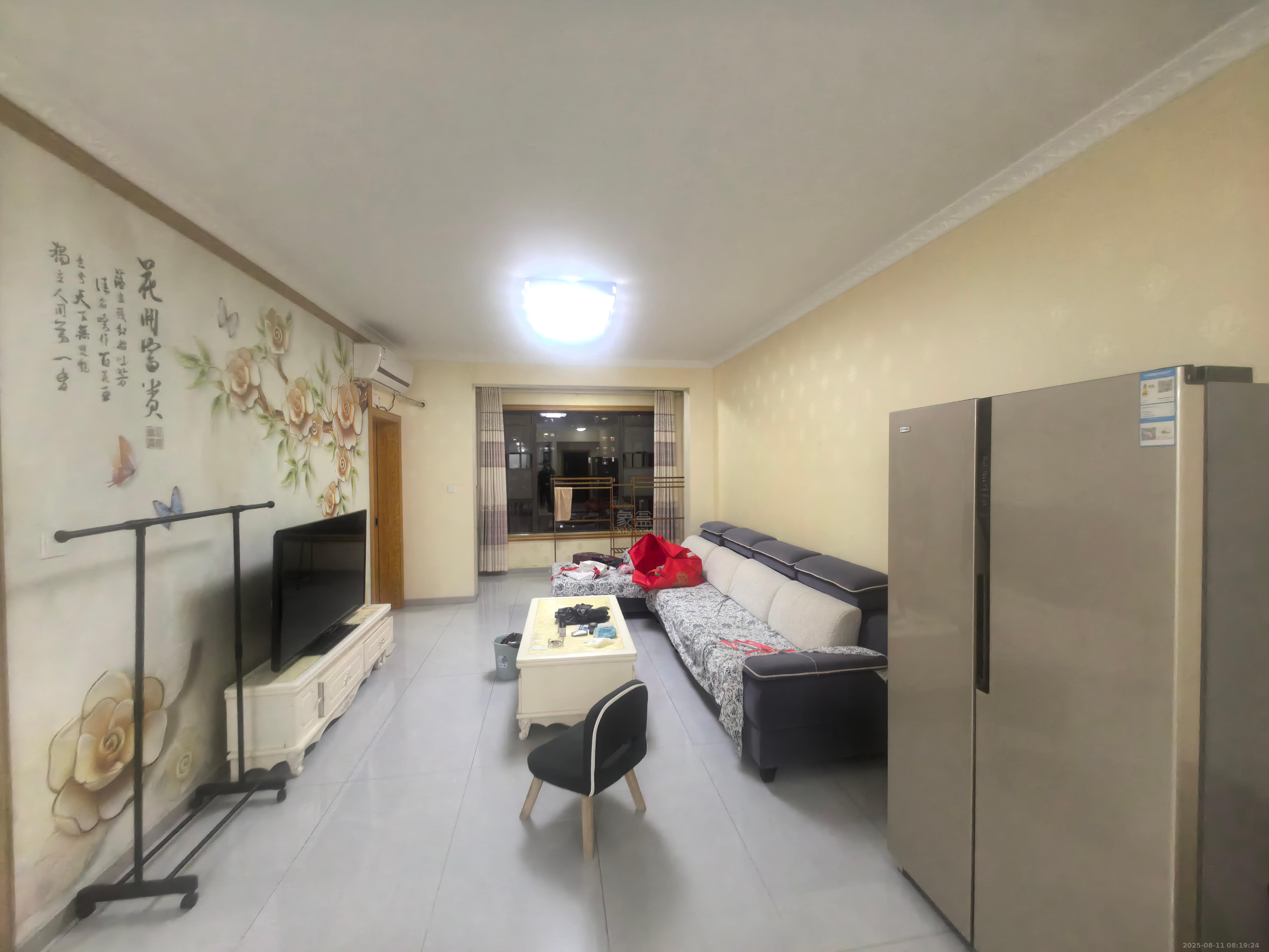 中泰财富湘江 3室2厅1卫 1800.0元/月 中泰财富湘江 3室2厅1卫 1800.0元/月室内图