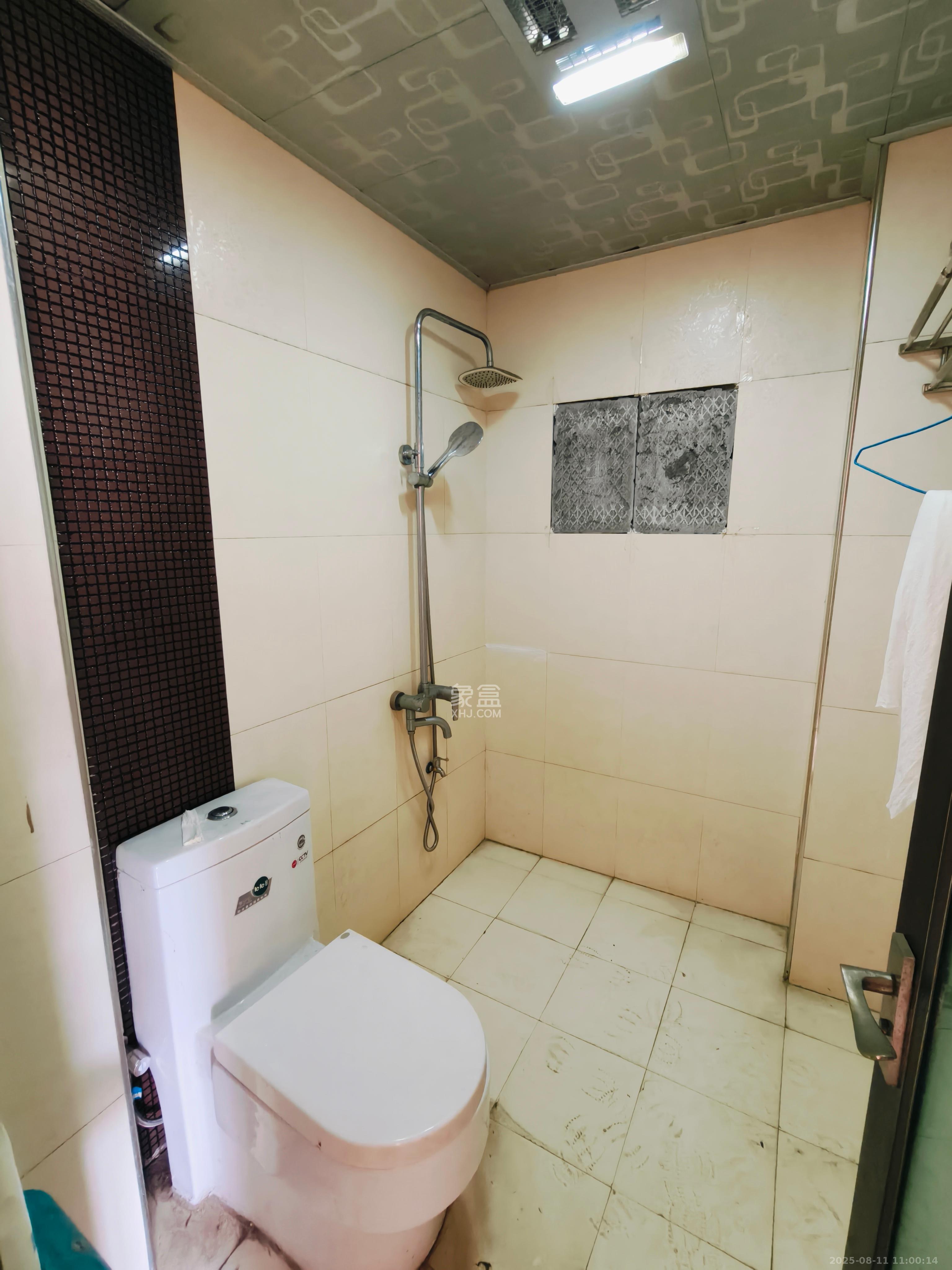 金地园 3室2厅2卫 1800.0元/月 金地园 3室2厅2卫 1800.0元/月室内图