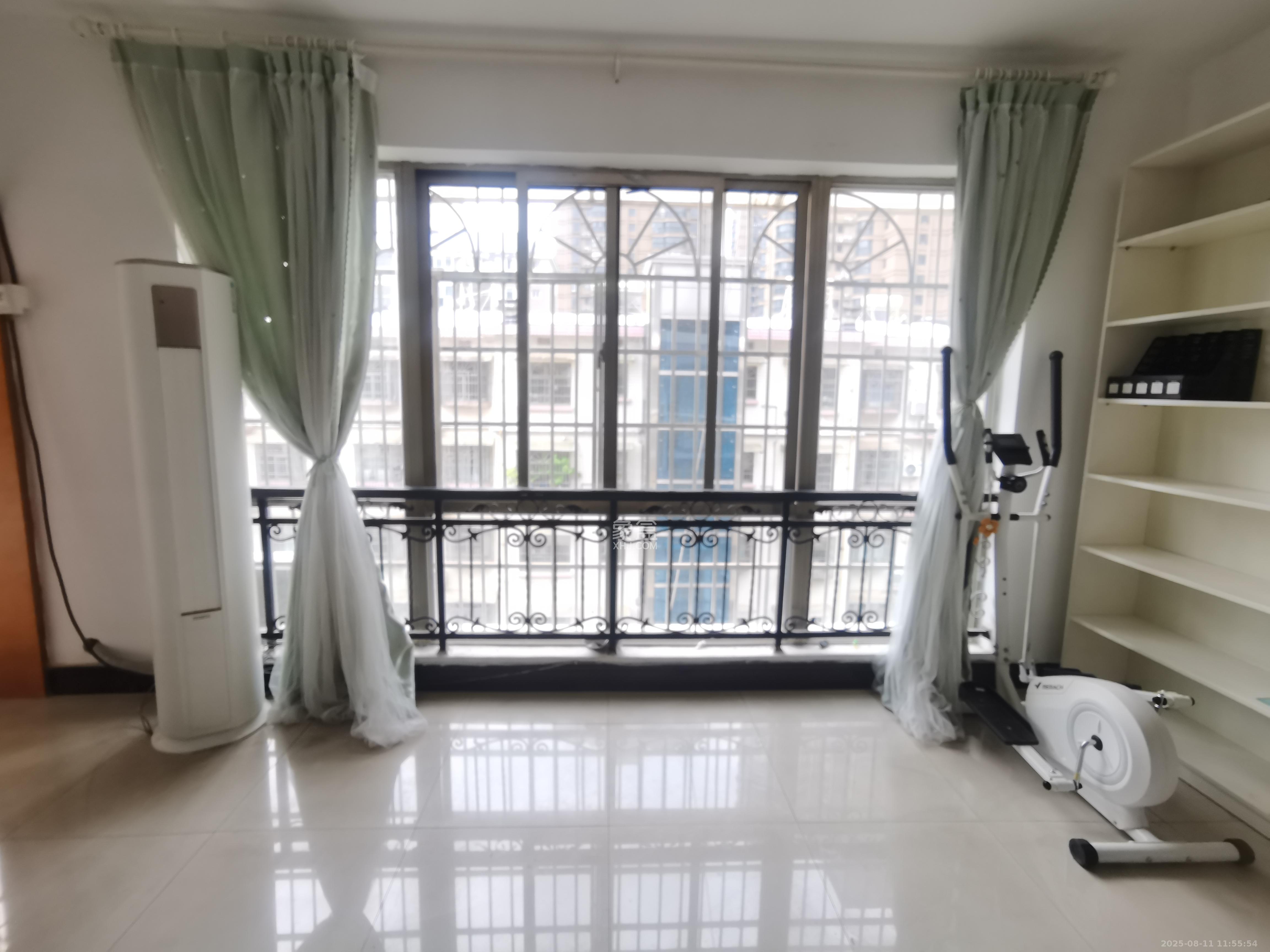 市妇联宿舍  4室2厅2卫    3600.0元/月 市妇联宿舍  4室2厅2卫    3600.0元/月室内图