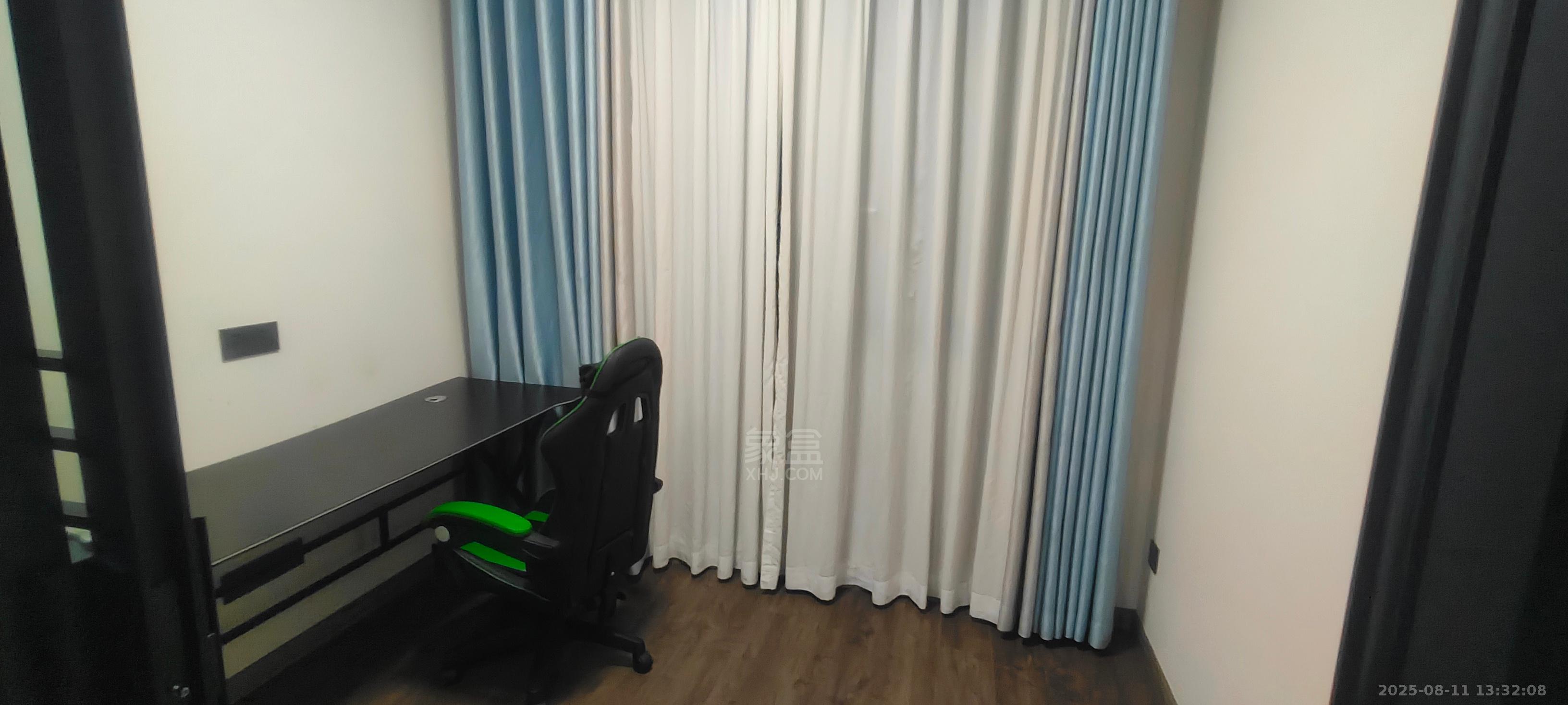 中欧昆仑首府 3室2厅1卫 2800.0元/月 中欧昆仑首府 3室2厅1卫 2800.0元/月室内图