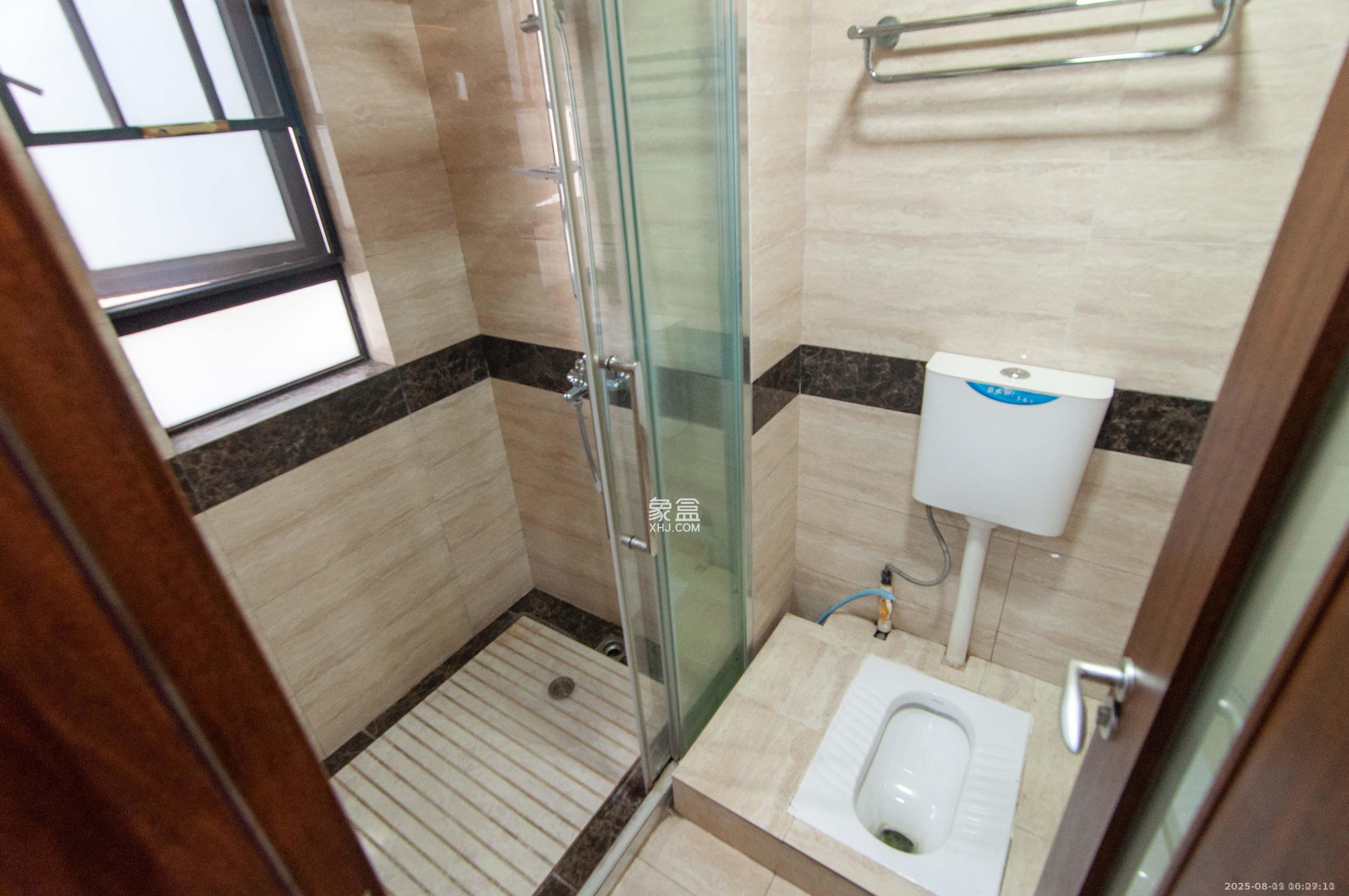 万科里梅溪郡 3室2厅2卫 3800.0元/月 万科里梅溪郡 3室2厅2卫 3800.0元/月室内图