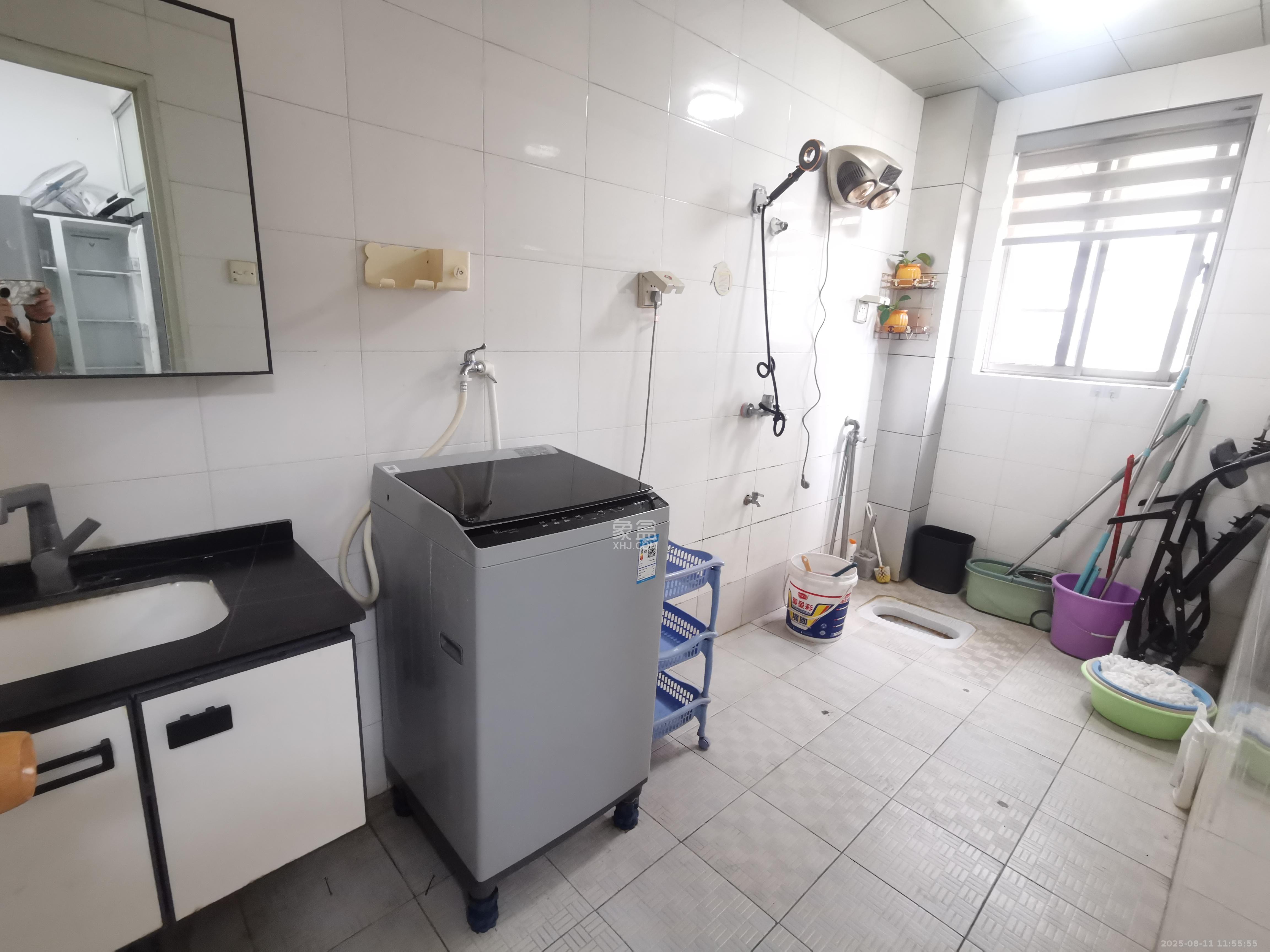 市妇联宿舍  4室2厅2卫    3600.0元/月 市妇联宿舍  4室2厅2卫    3600.0元/月室内图