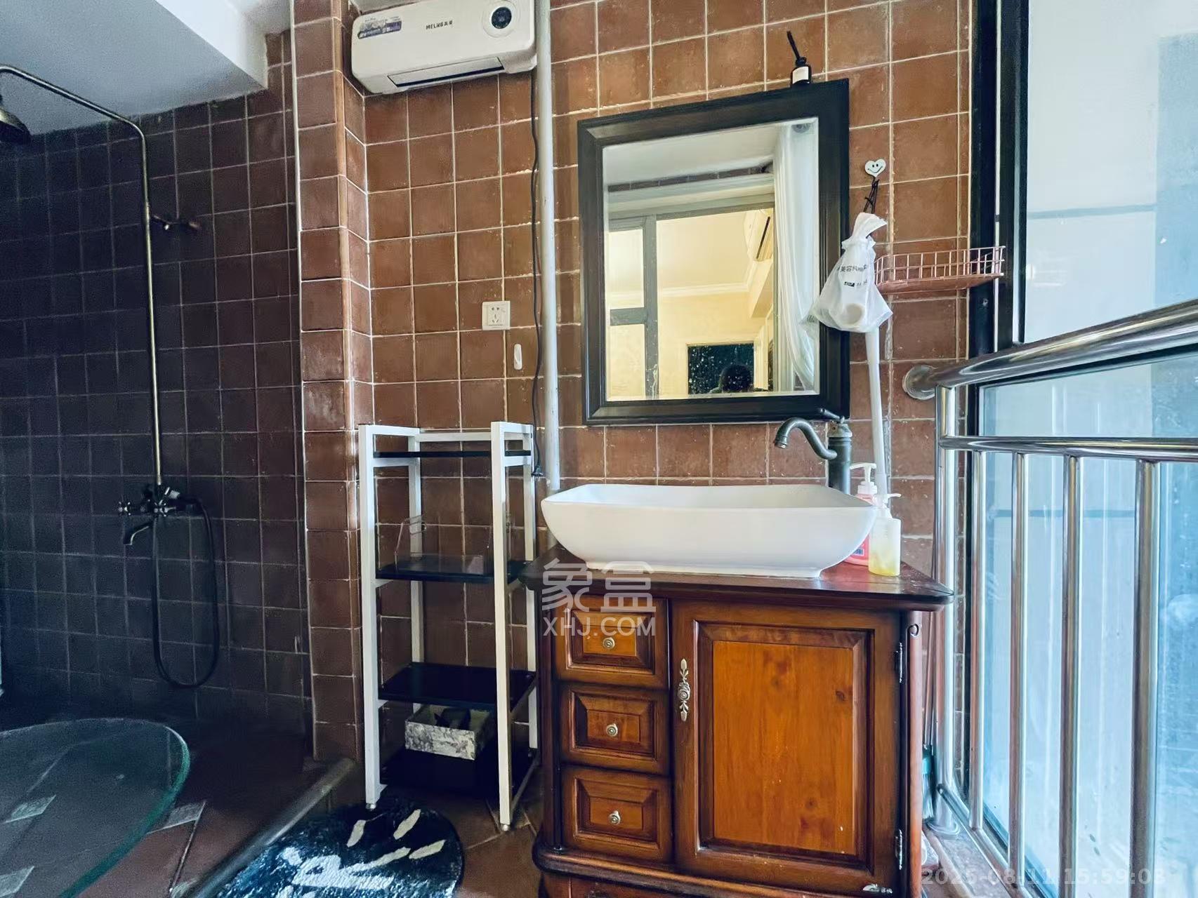 铂宫 2室1厅1卫 4500.0元/月 铂宫 2室1厅1卫 4500.0元/月室内图