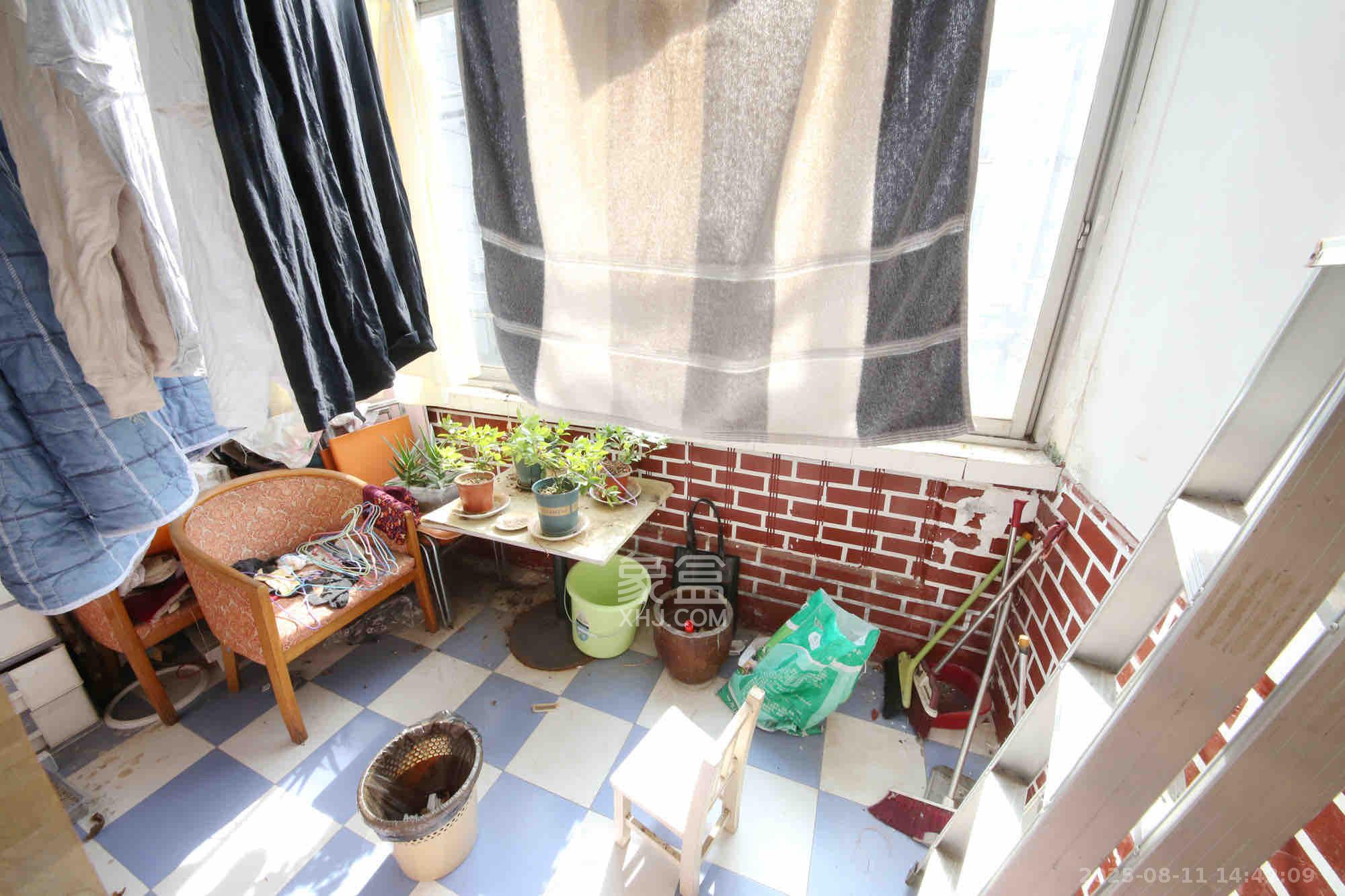 物资厅宿舍（五一大道）  2室2厅1卫    1600.0元/月室内图