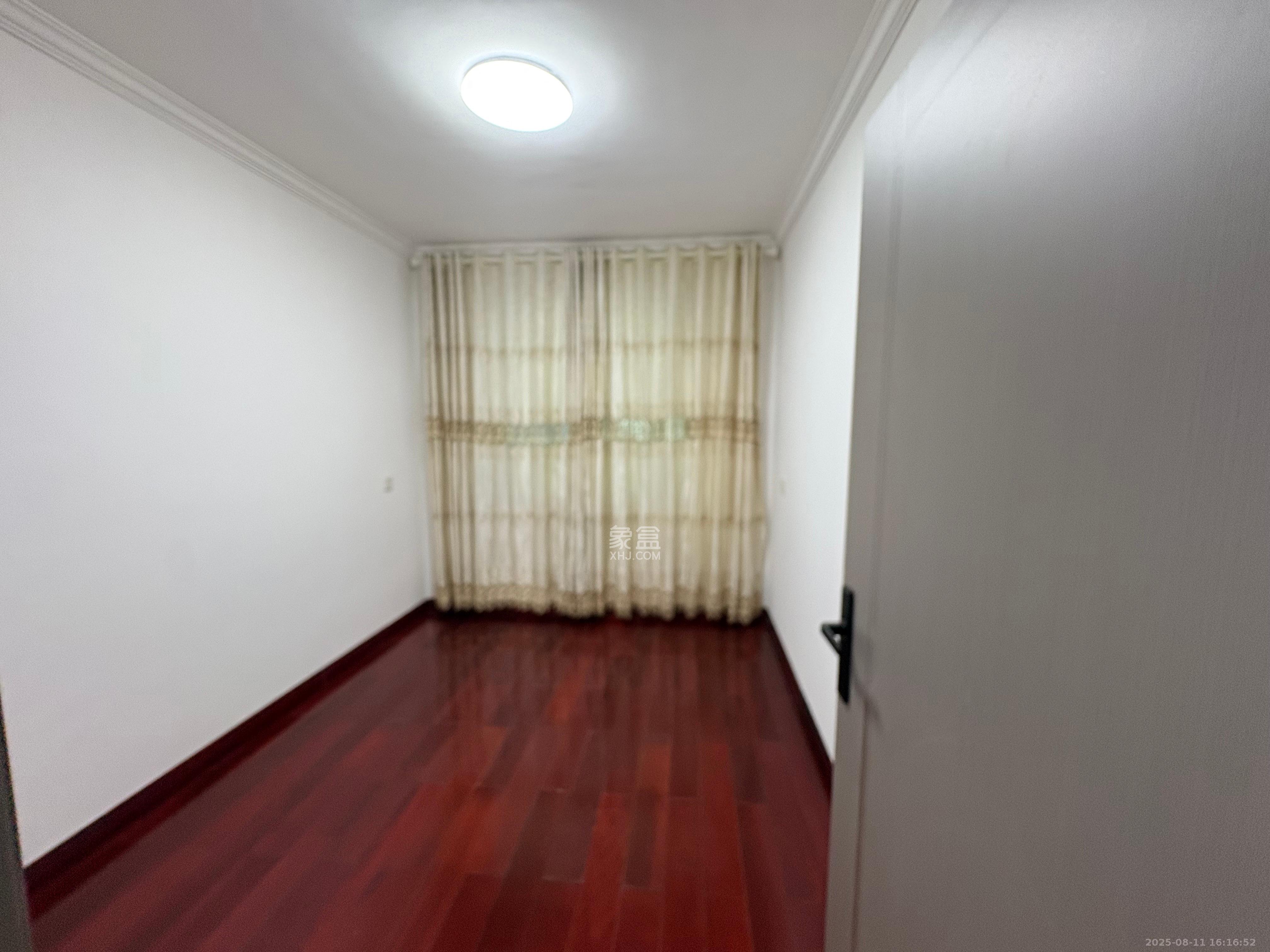 城南花苑 3室1厅1卫 2000.0元/月 城南花苑 3室1厅1卫 2000.0元/月室内图