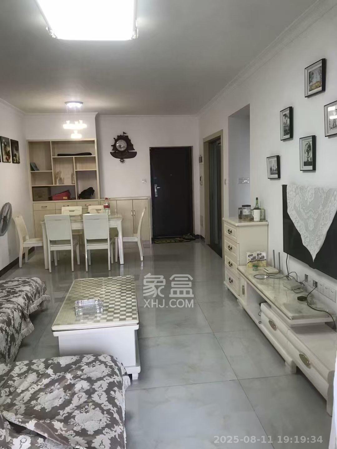 香樟兰亭(朗峰苑) 3室2厅2卫 2800.0元/月 香樟兰亭(朗峰苑) 3室2厅2卫 2800.0元/月室内图