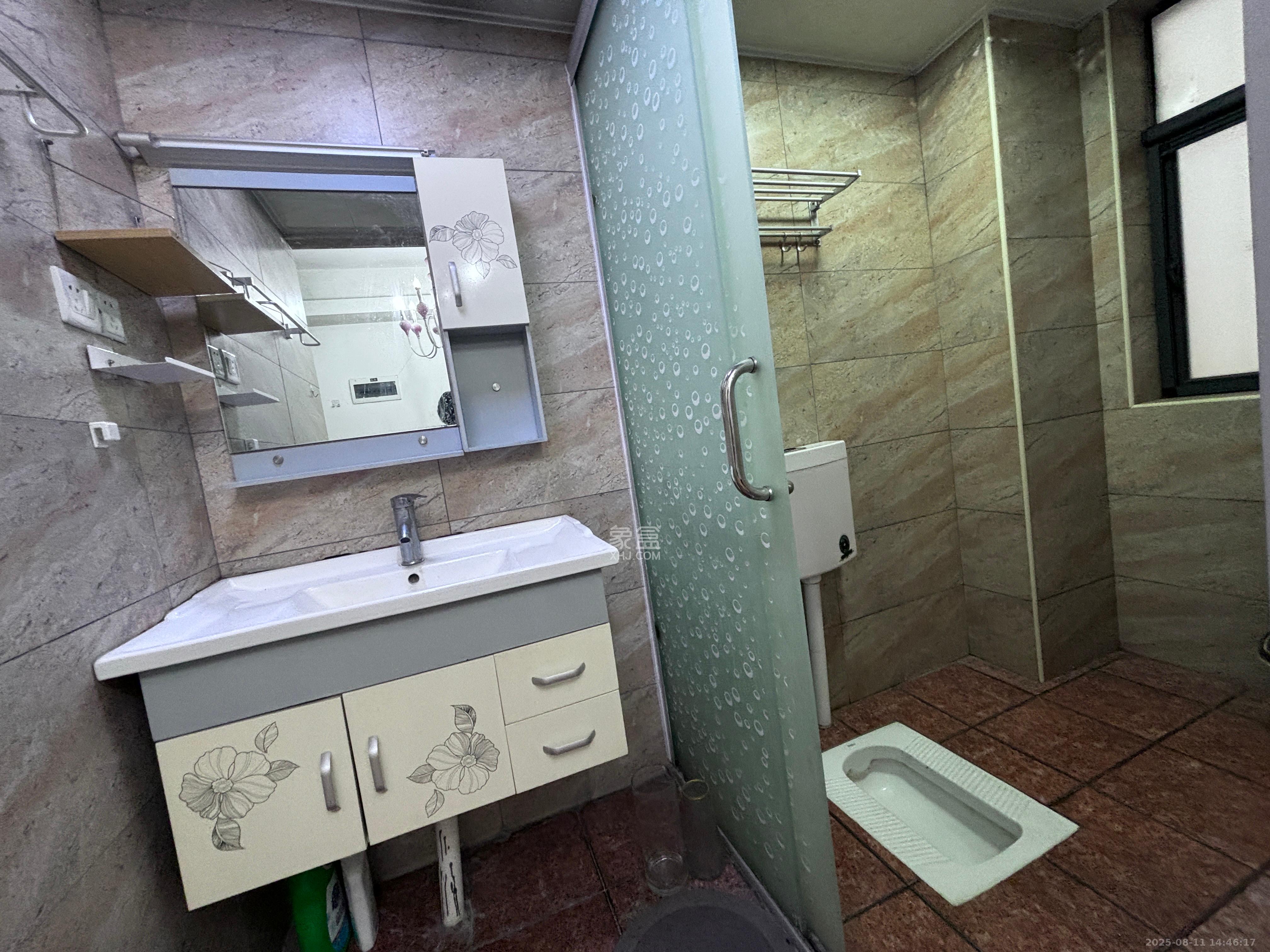 上峰苑(兰亭玥岛) 2室1厅1卫 1800.0元/月 上峰苑(兰亭玥岛) 2室1厅1卫 1800.0元/月室内图