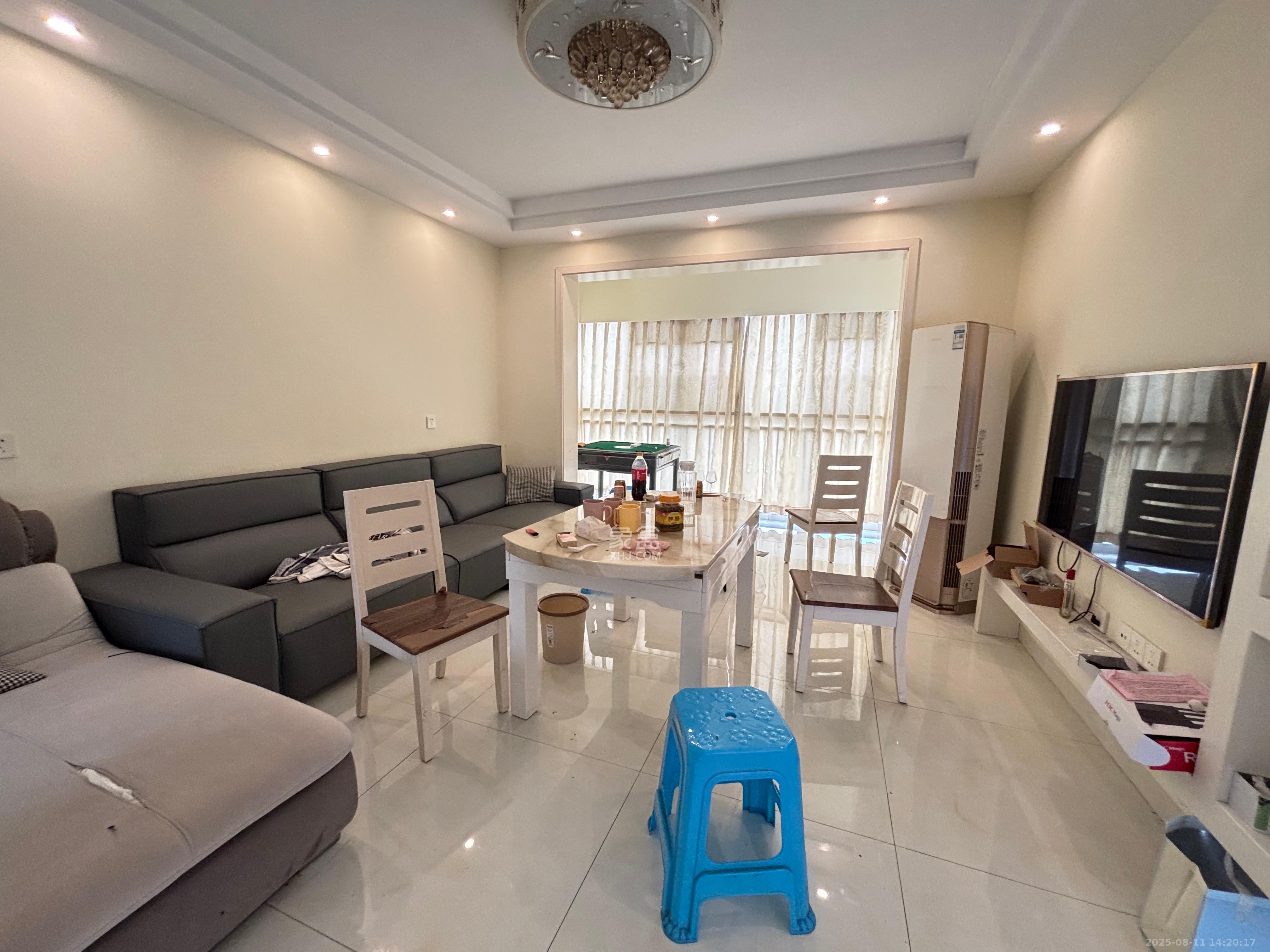 芒果天地(芒果雅苑) 3室2厅2卫 2600.0元/月 芒果天地(芒果雅苑) 3室2厅2卫 2600.0元/月室内图