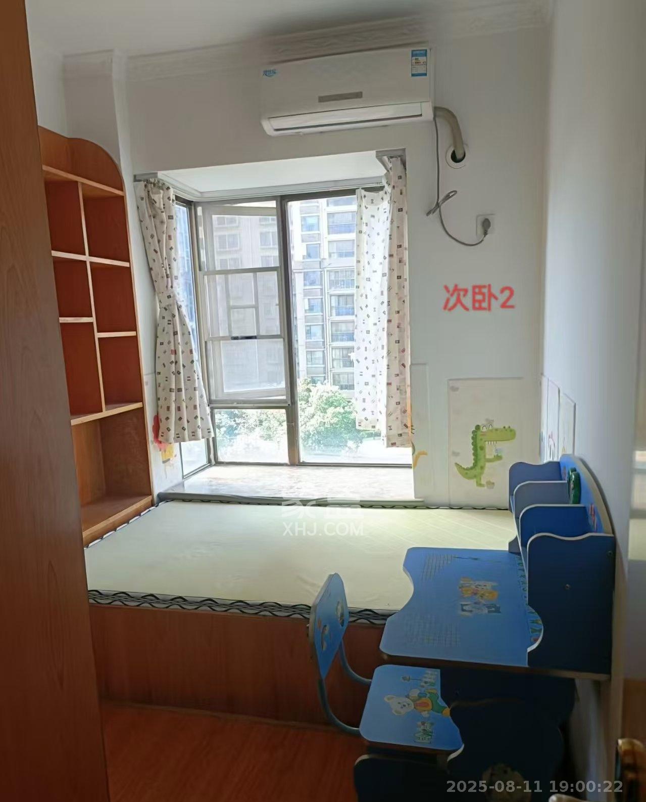 江山帝景哈佛  4室2厅2卫    2200.0元/月 江山帝景哈佛  4室2厅2卫    2200.0元/月室内图