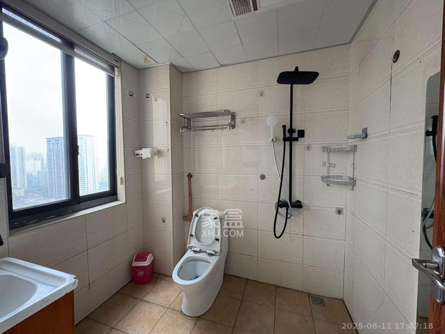 万博汇 4室2厅2卫 4800.0元/月 万博汇 4室2厅2卫 4800.0元/月室内图