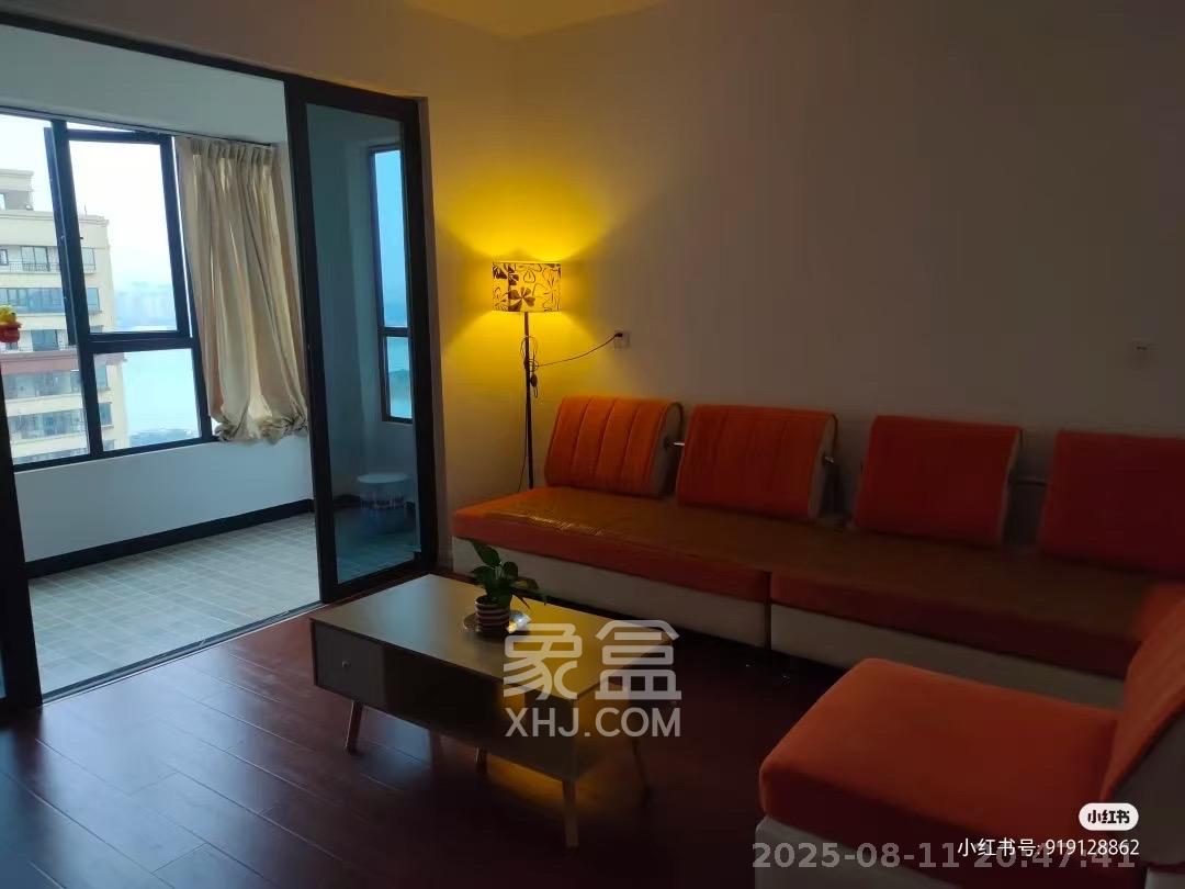 山语城三期 4室2厅2卫 2800.0元/月 山语城三期 4室2厅2卫 2800.0元/月室内图