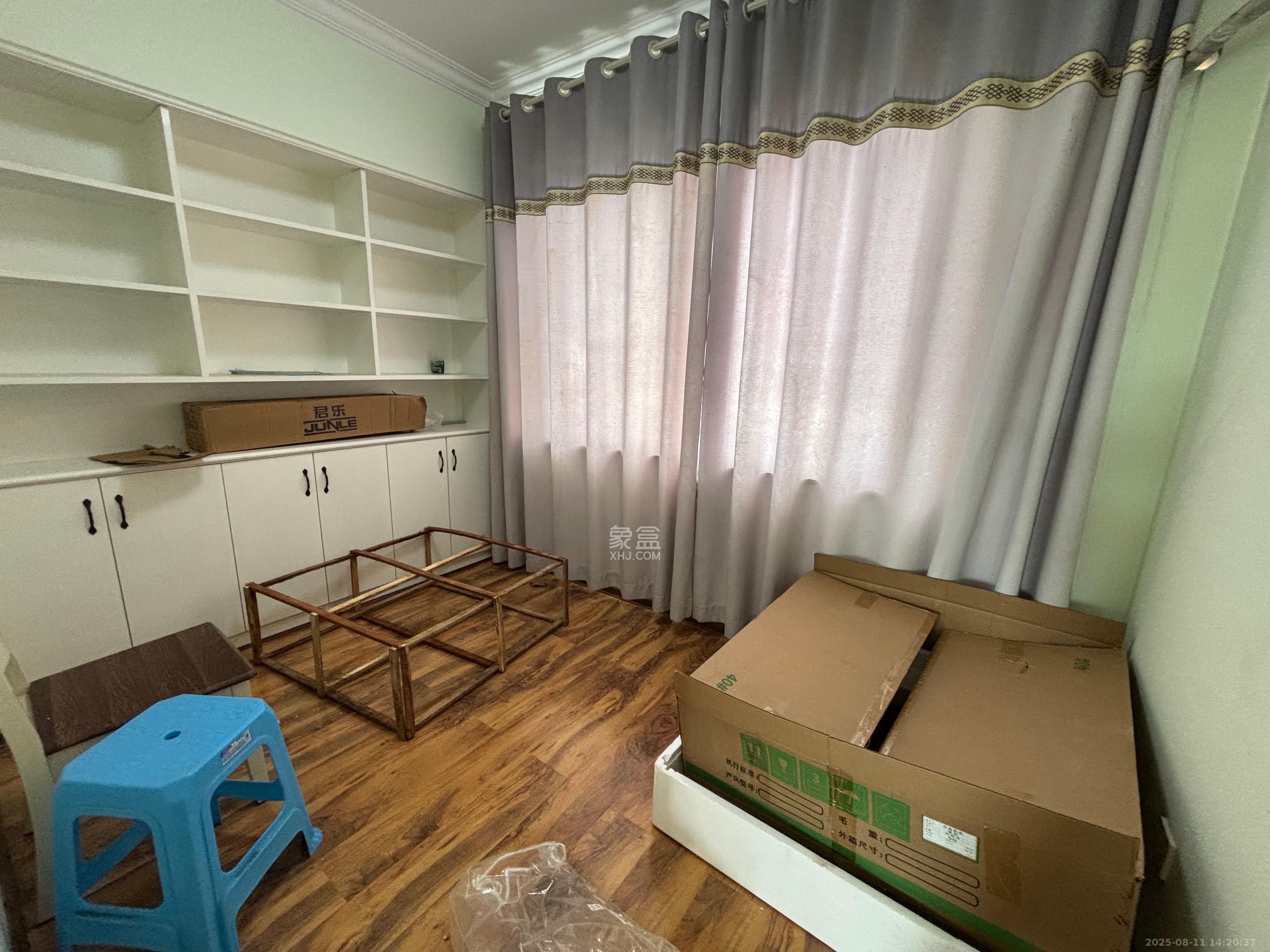 芒果天地(芒果雅苑) 3室2厅2卫 2600.0元/月 芒果天地(芒果雅苑) 3室2厅2卫 2600.0元/月室内图