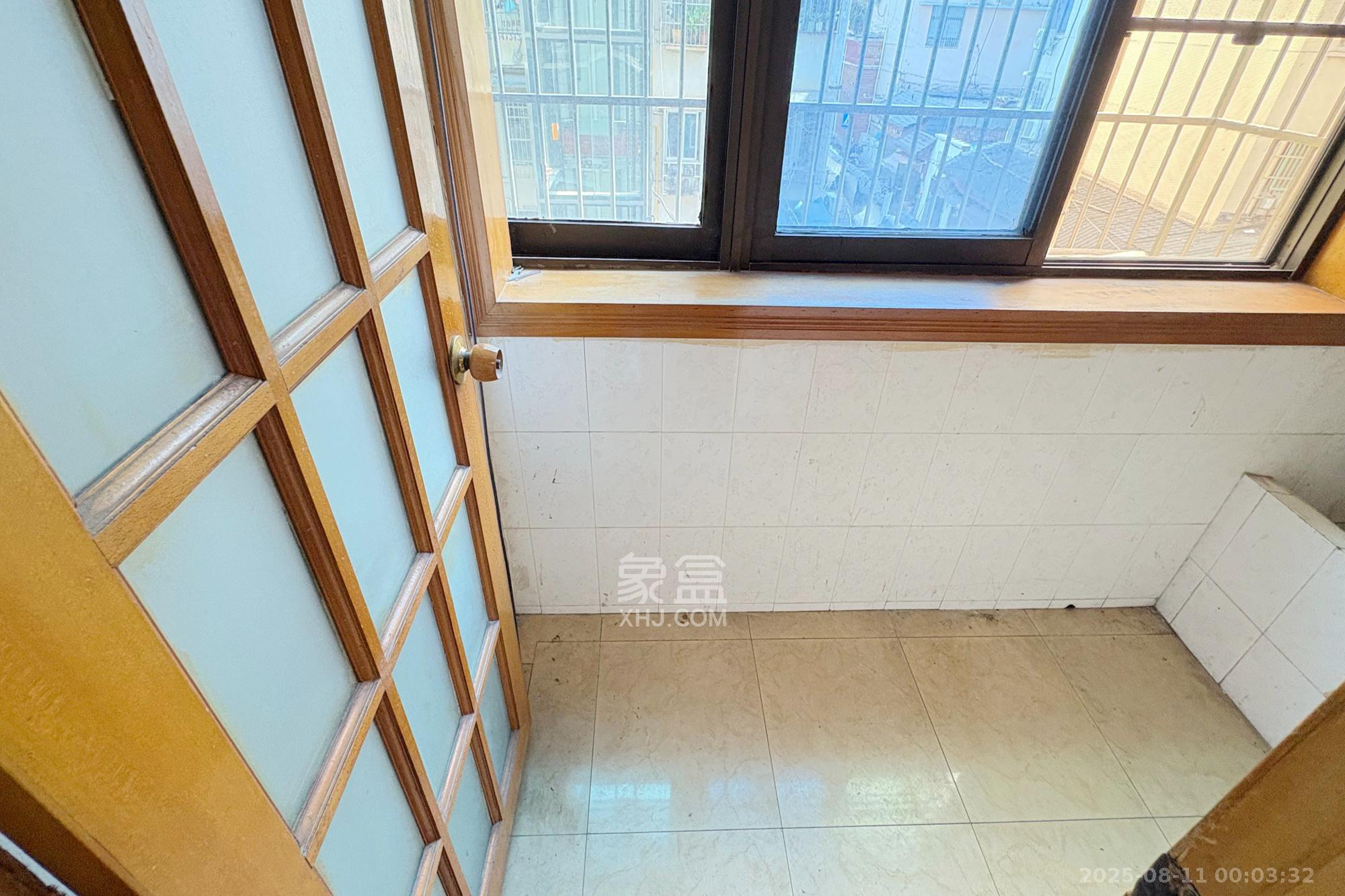 乔庄社区 4室1厅1卫 49.0万 乔庄社区 4室1厅1卫 49.0万阳台