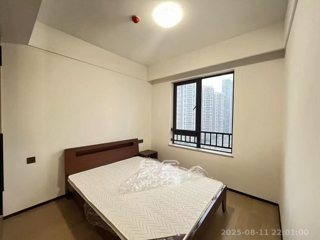 万科魅力之城  4室2厅2卫   3400.00元/月室内图