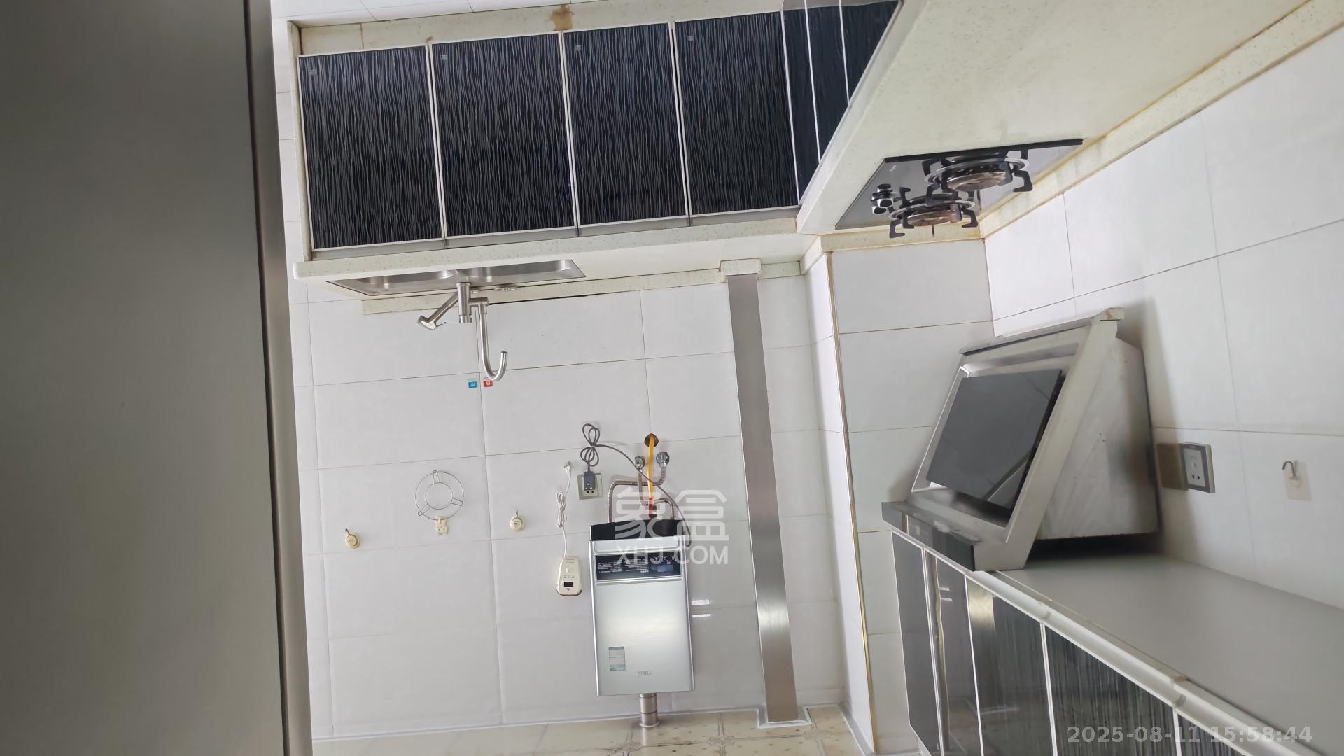 星邮公寓  6室2厅4卫    3800.0元/月室内图