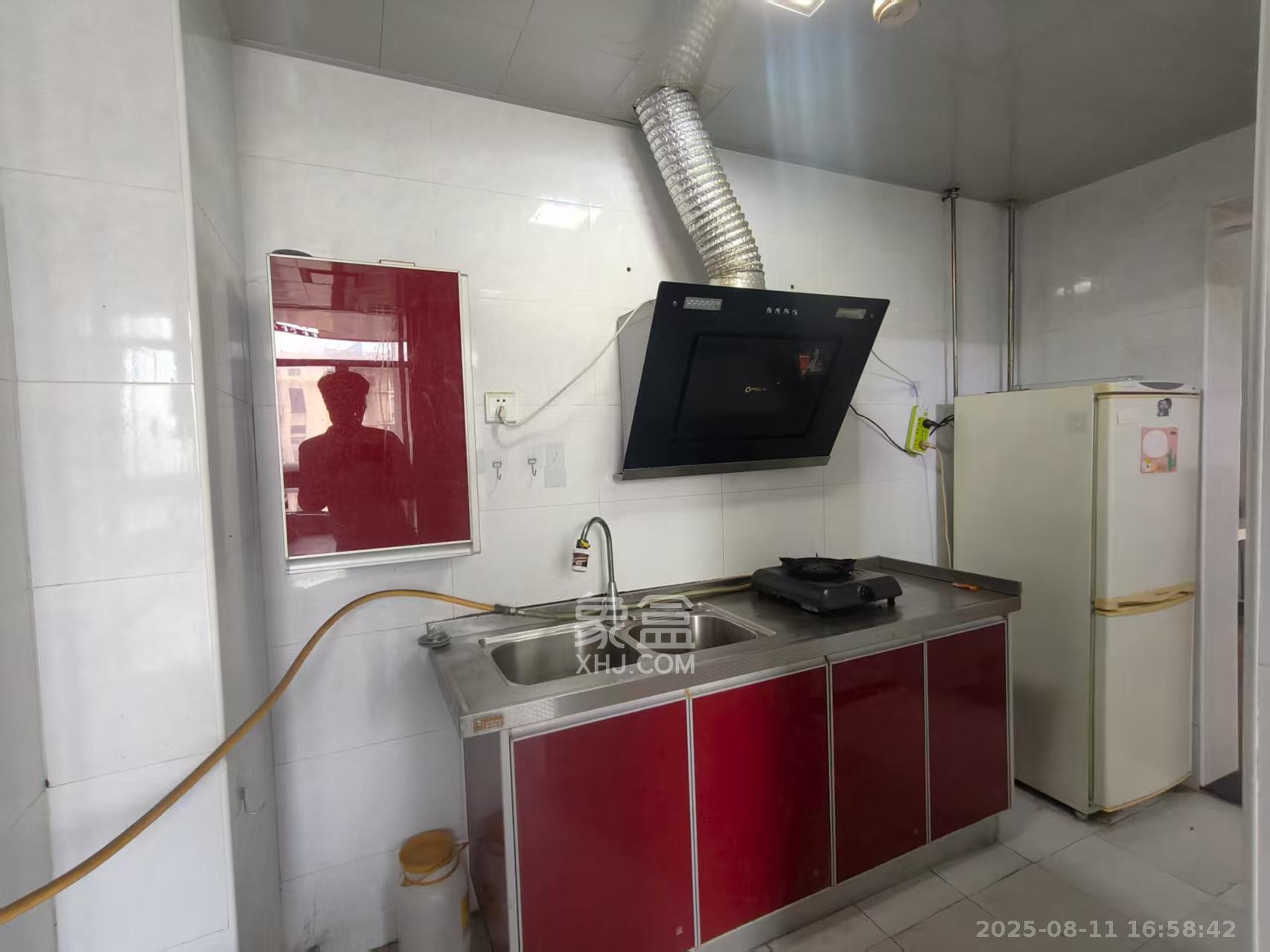 华韵城市海岸(城市水岸苑) 2室2厅1卫 2300.0元/月 华韵城市海岸(城市水岸苑) 2室2厅1卫 2300.0元/月室内图