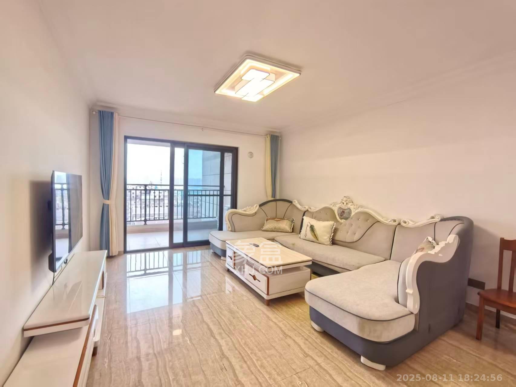 碧桂园星城首府 4室2厅2卫 3400.0元/月 碧桂园星城首府 4室2厅2卫 3400.0元/月室内图