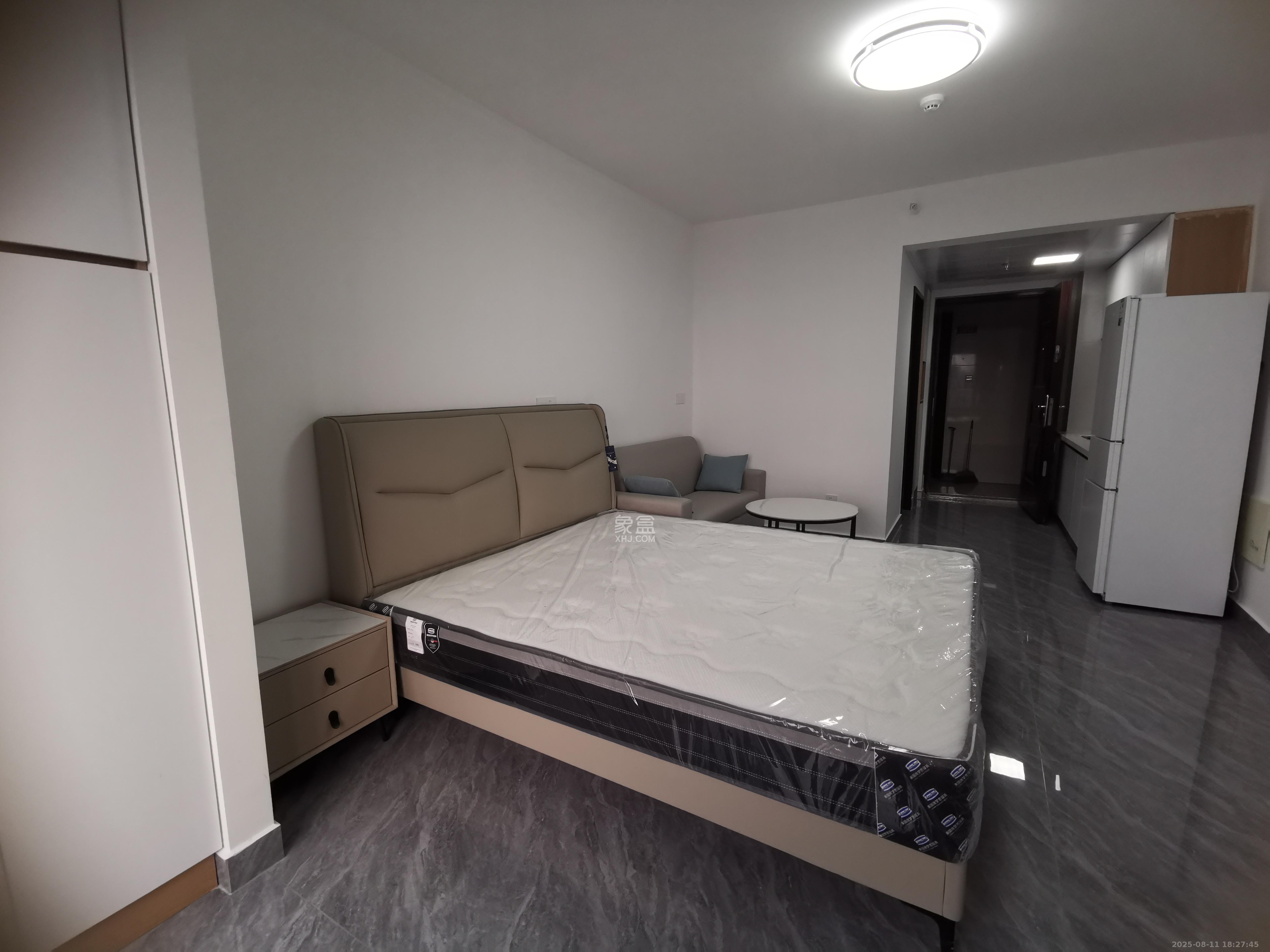 中海珑悦府 1室0厅0卫 1400.0元/月 中海珑悦府 1室0厅0卫 1400.0元/月室内图